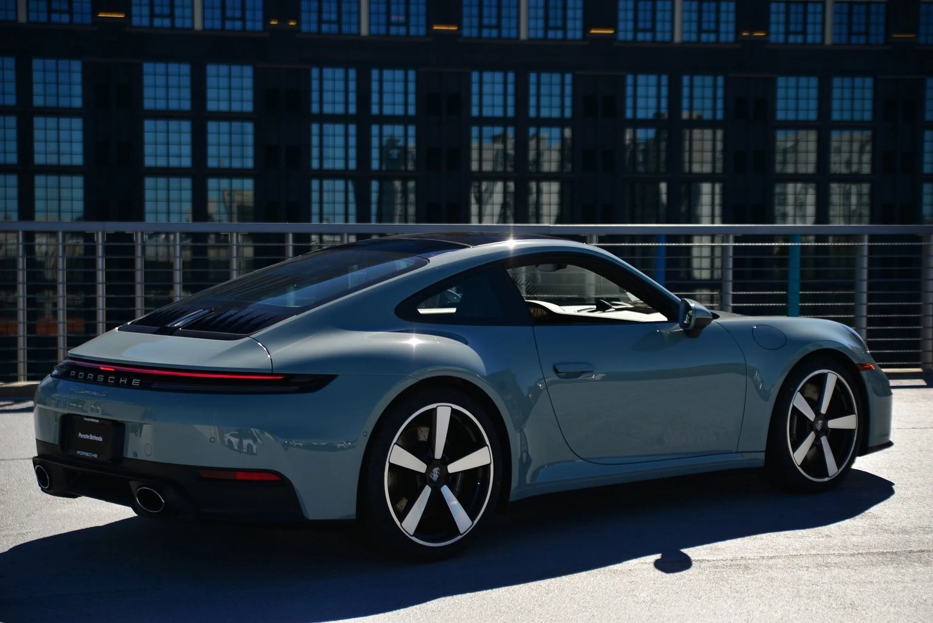 mph009_3206874433_d5ea4d09ebf9f78956349c89a22cc002x_582e4bd03b