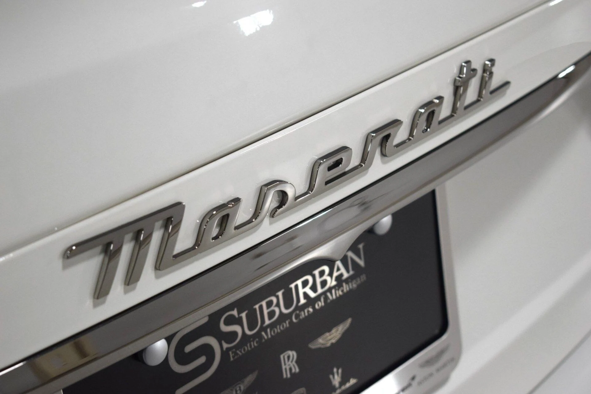 mph009_3212706412_e3c9f4eec7f4461e6fa8829aa3376a22x_d4c77e1263