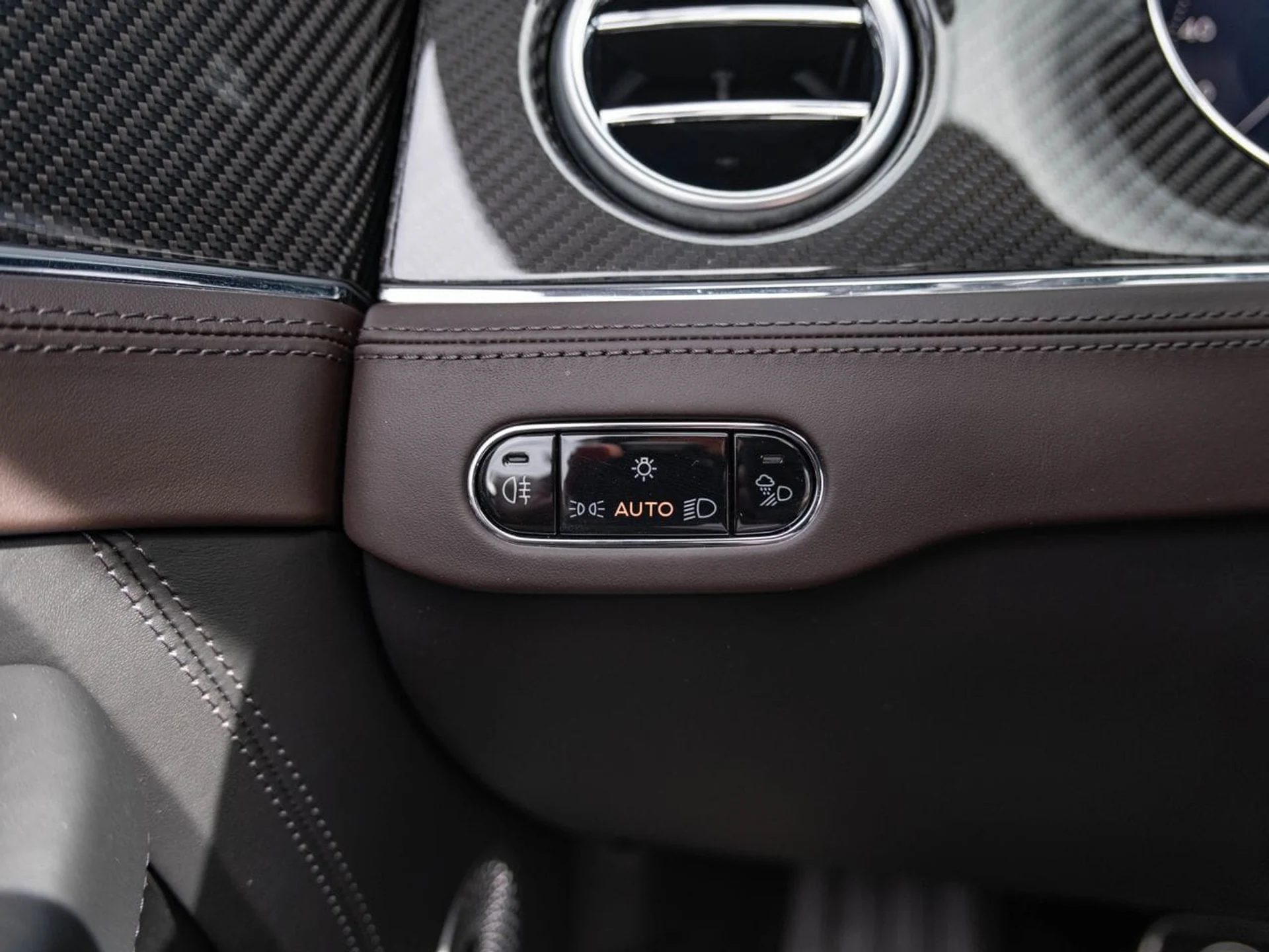 mph009_3216713385_80e764bd93736ed3f4797fc7f8634e8ex_a2a498b273