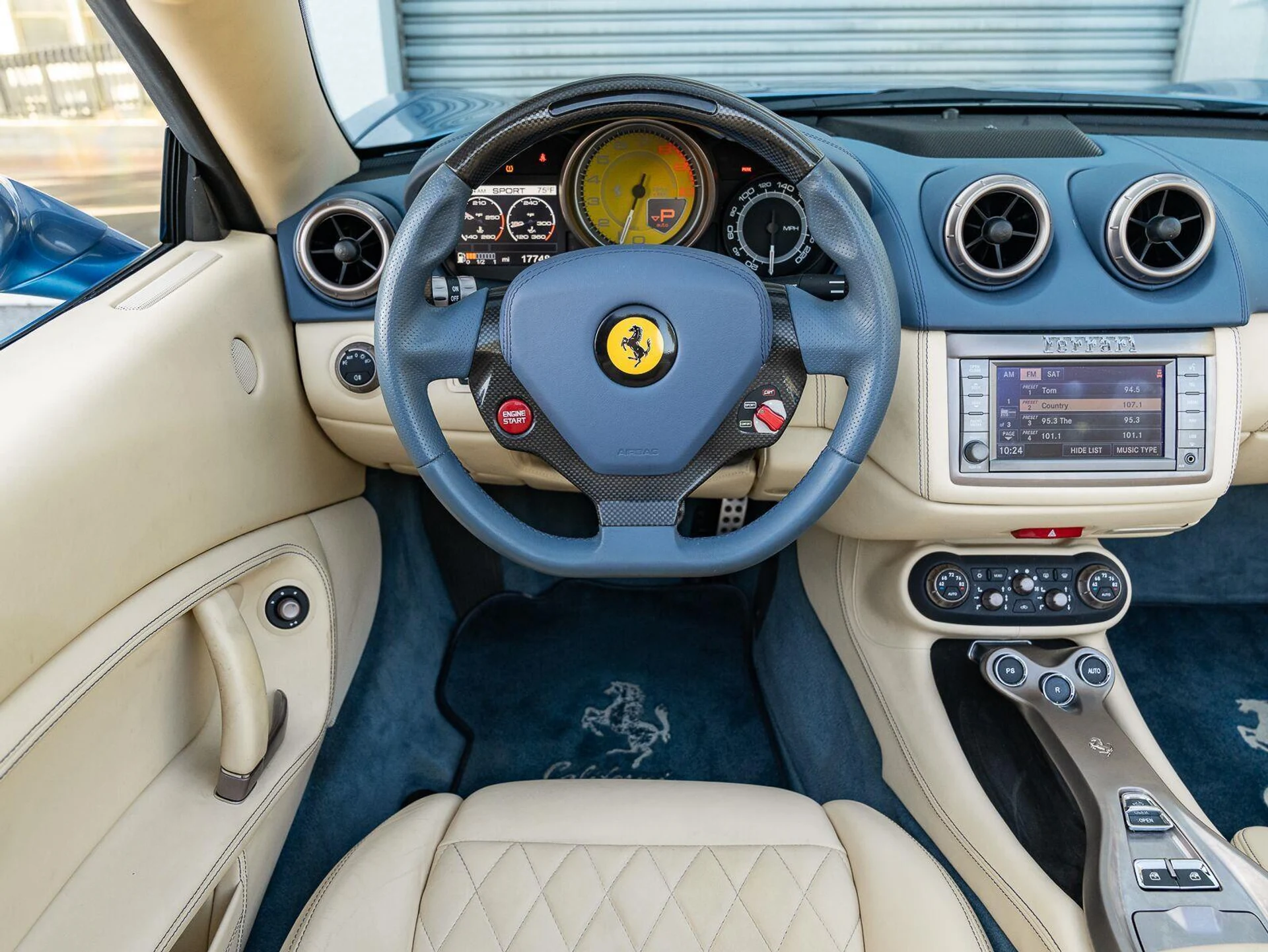 mph009_3218982344_Used_2010_Ferrari_California_1793131303_55fc9f8738