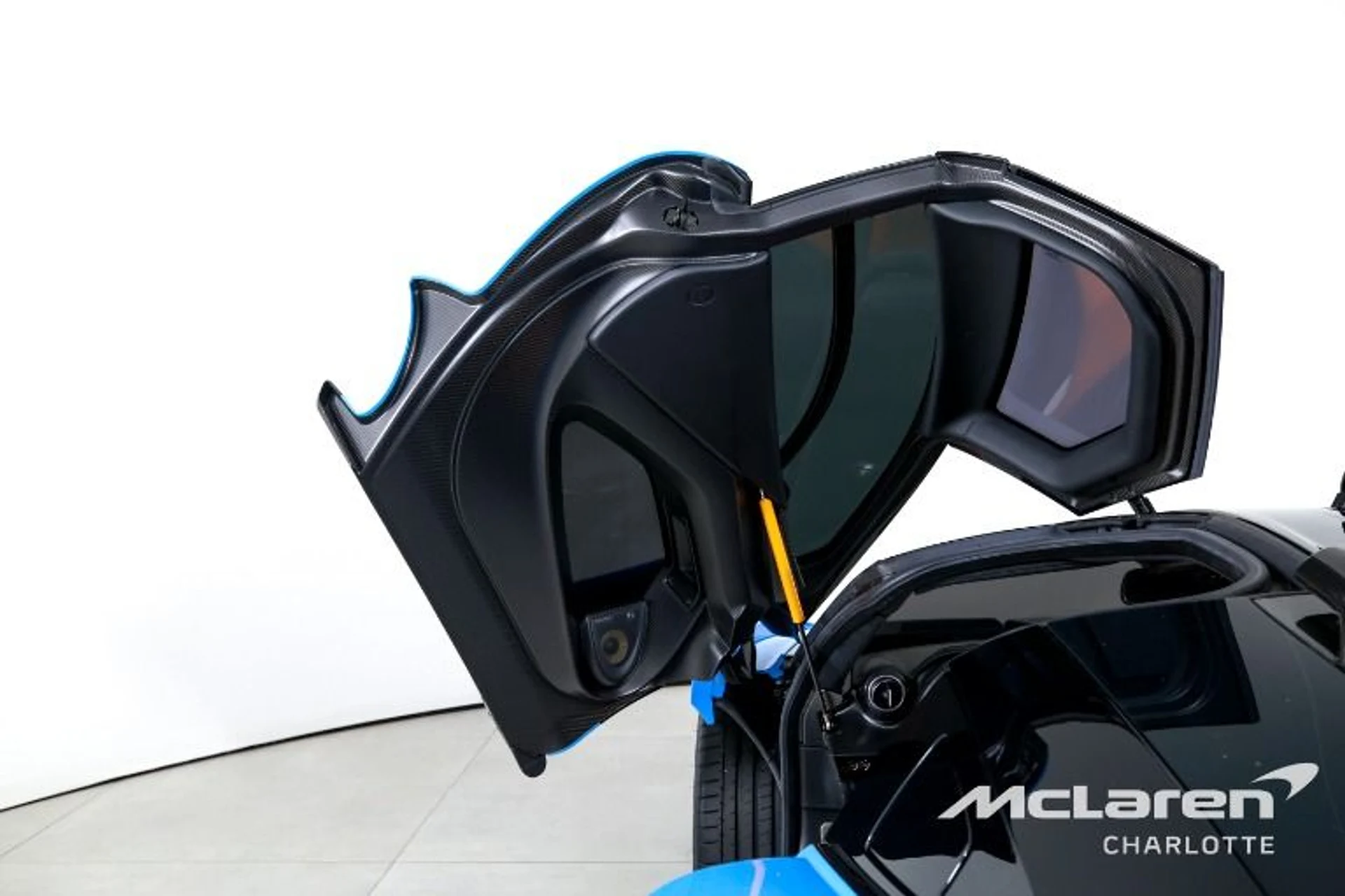 mph009_3222743596_Used_2019_Mc_Laren_Senna_b9b0eb6217