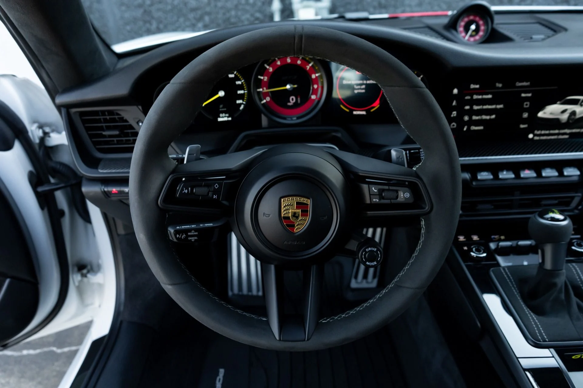 mph009_3222926983_Used_2022_Porsche_911_GT_3_1792707186_41c6280577