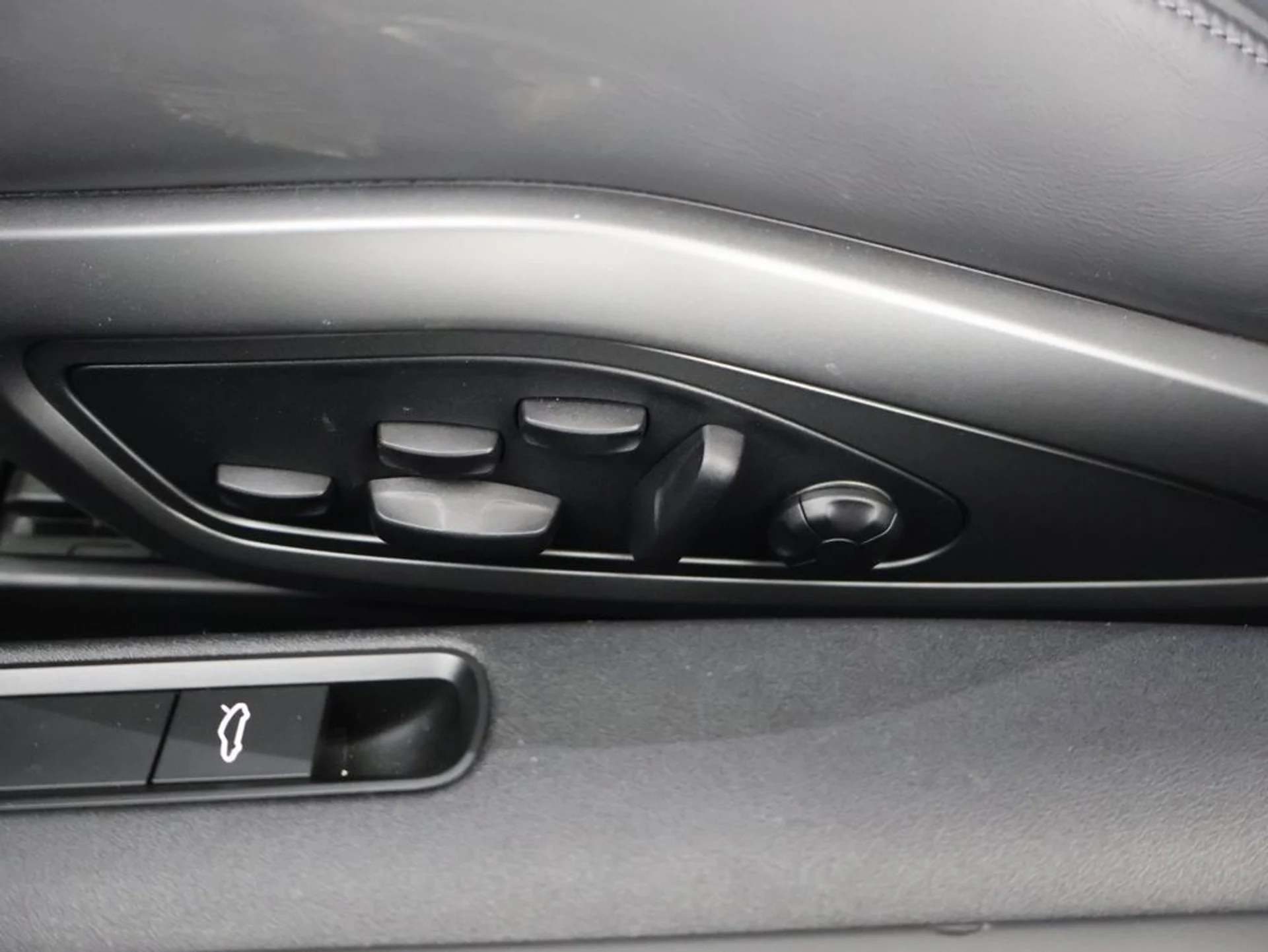 mph009_3229905514_5b29a2a9fc207c55f7c7fb5cf38c73e9x_65437cbc1e