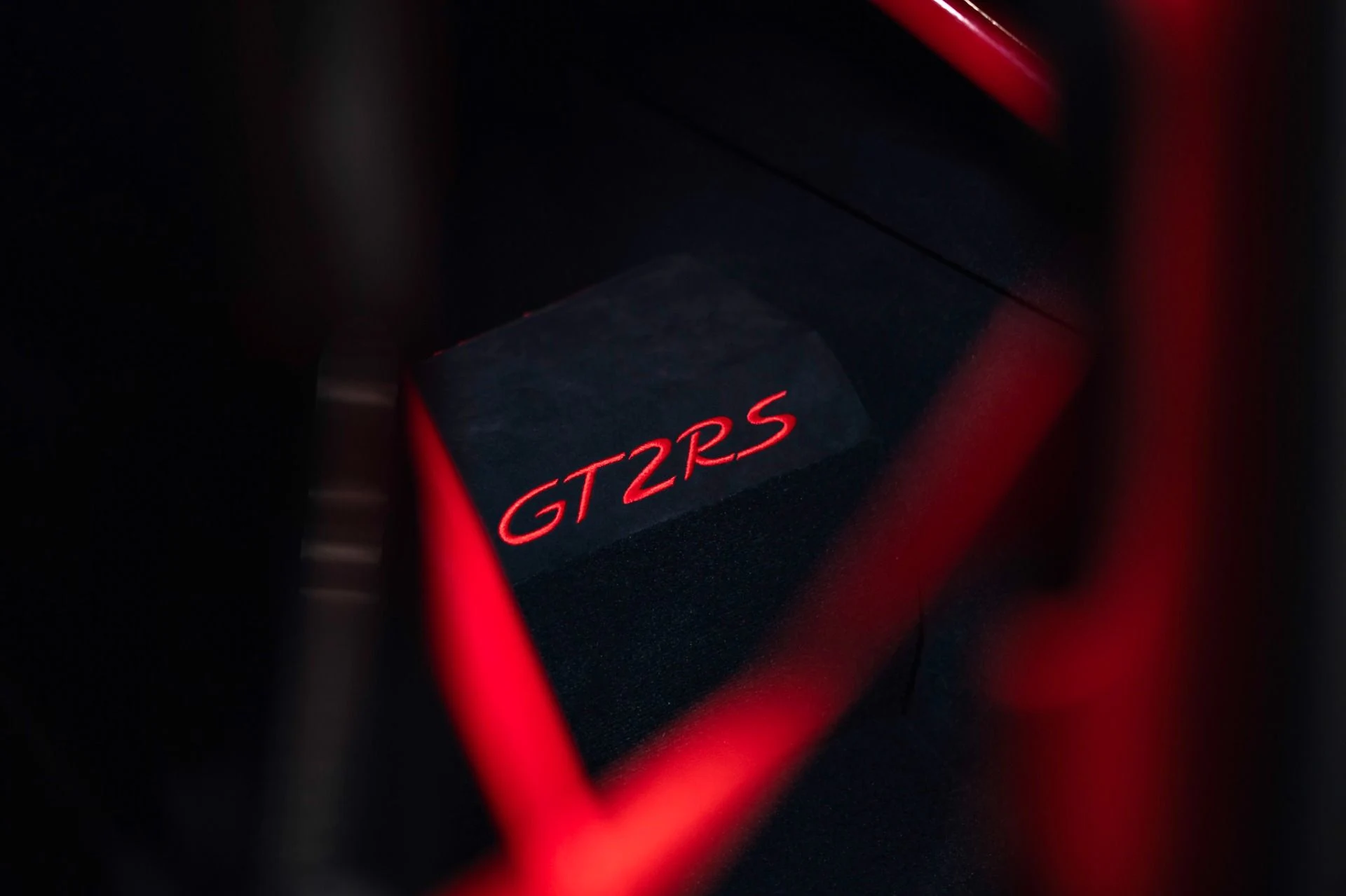 mph009_3237095779_Used_2018_Porsche_911_GT_2_RS_1777474085_d147346556