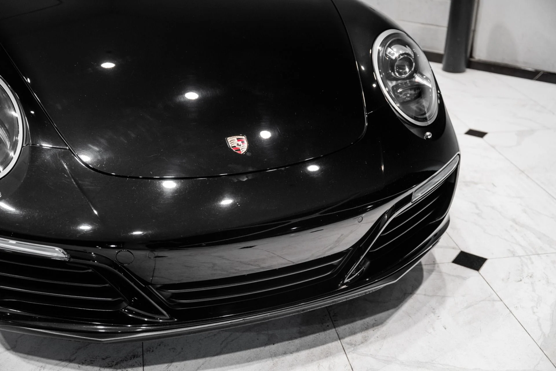 mph009_3237849016_Used_2017_Porsche_911_1779894493_b3d076e204