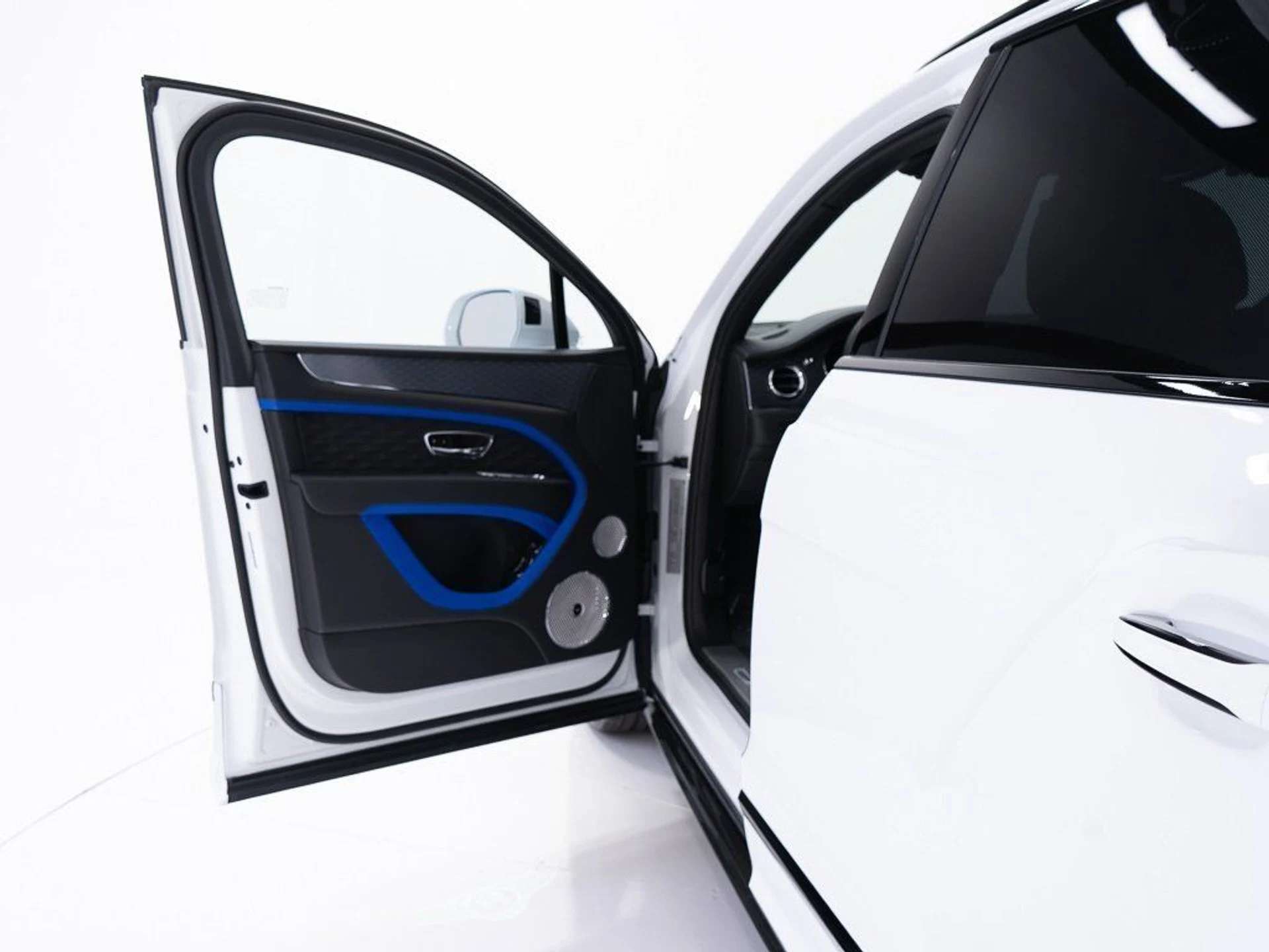 mph009_3243674668_2640ef2d714caa6f52dfdad516a18e9d_f50c7de5e9