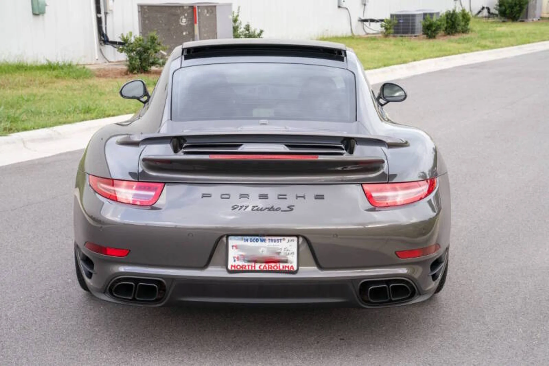 mph009_3247710853_2016_porsche_911_turbo_s_awd_2dr_coupe_2c72c7ea56