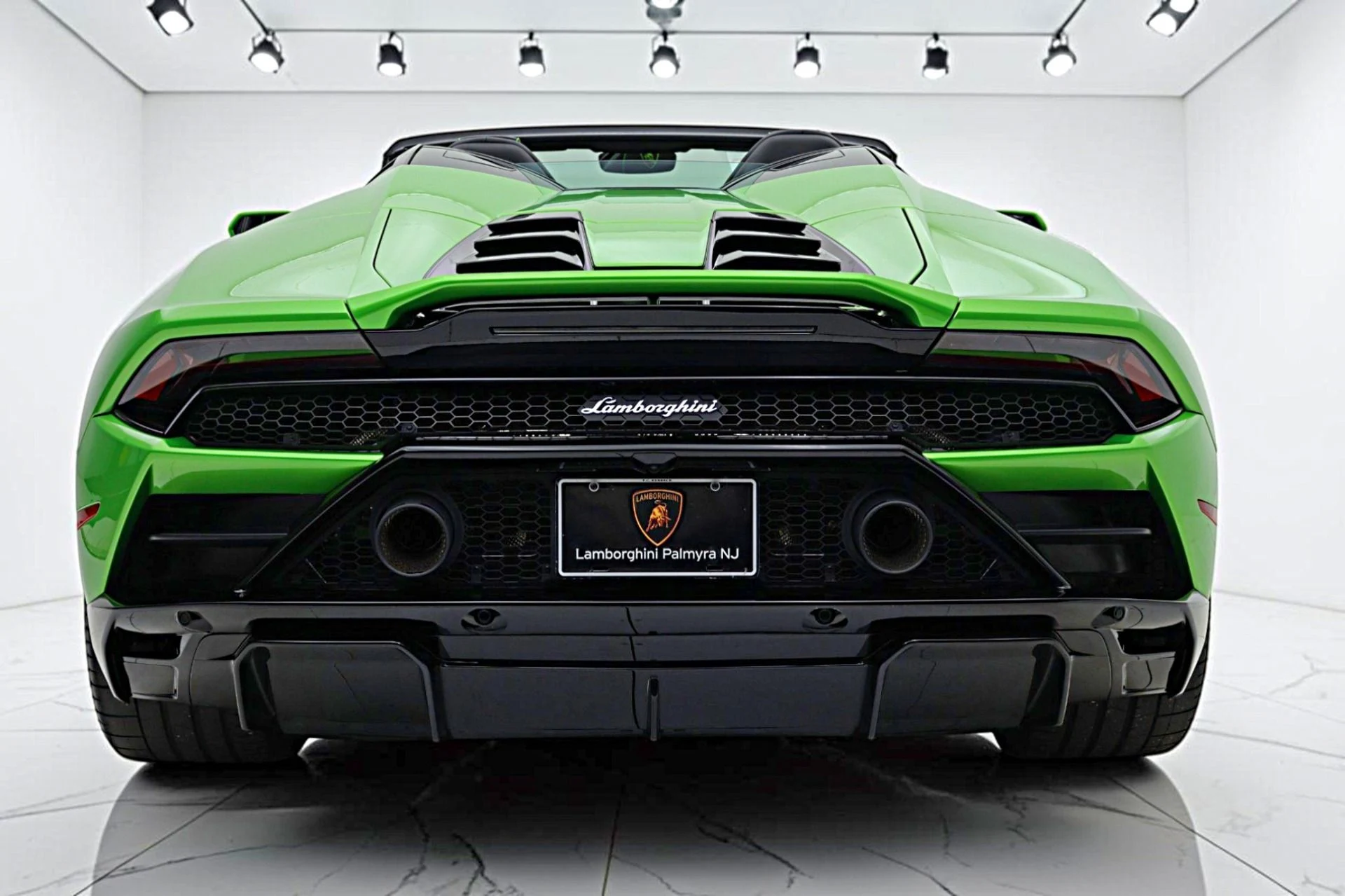mph009_3252995123_Used_2023_Lamborghini_Huracan_EVO_Spyder_RWD_SELEZIONE_PRE_OWNED_CERTIFIED_d5c2fdde5f