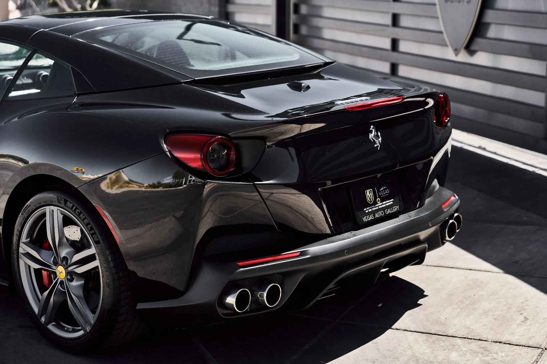 mph009_3259347135_Used_2020_Ferrari_Portofino_Base_1780622467_b5140e90ba