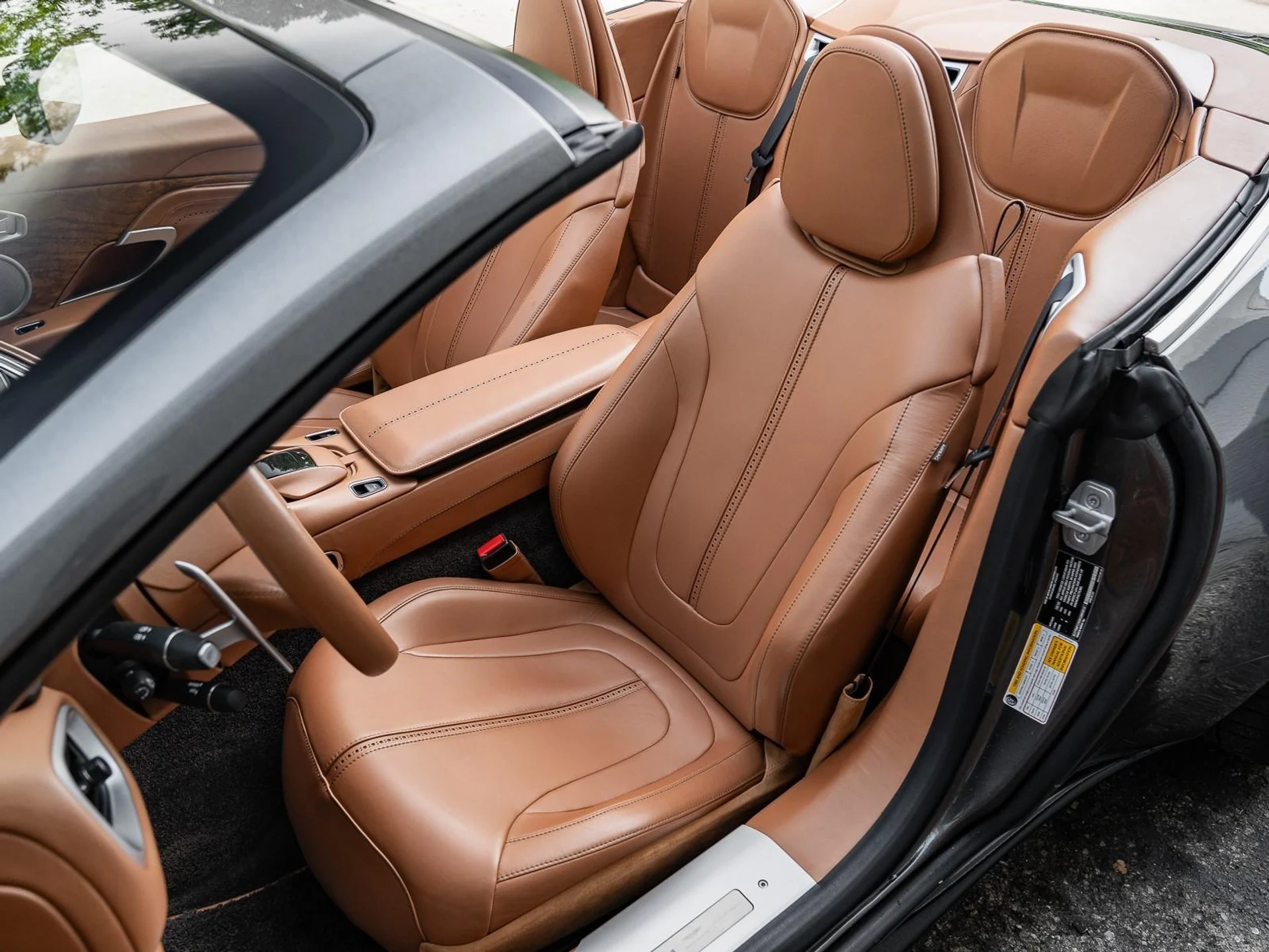 mph009_3262647093_Used_2019_Aston_Martin_DB_11_1742936720_dc795f5599