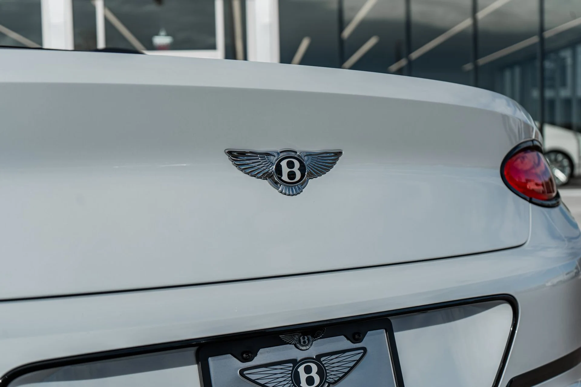 mph009_3262771247_4d5a65d0_5f48_419c_b861_db7df970bff2_741e5340d6