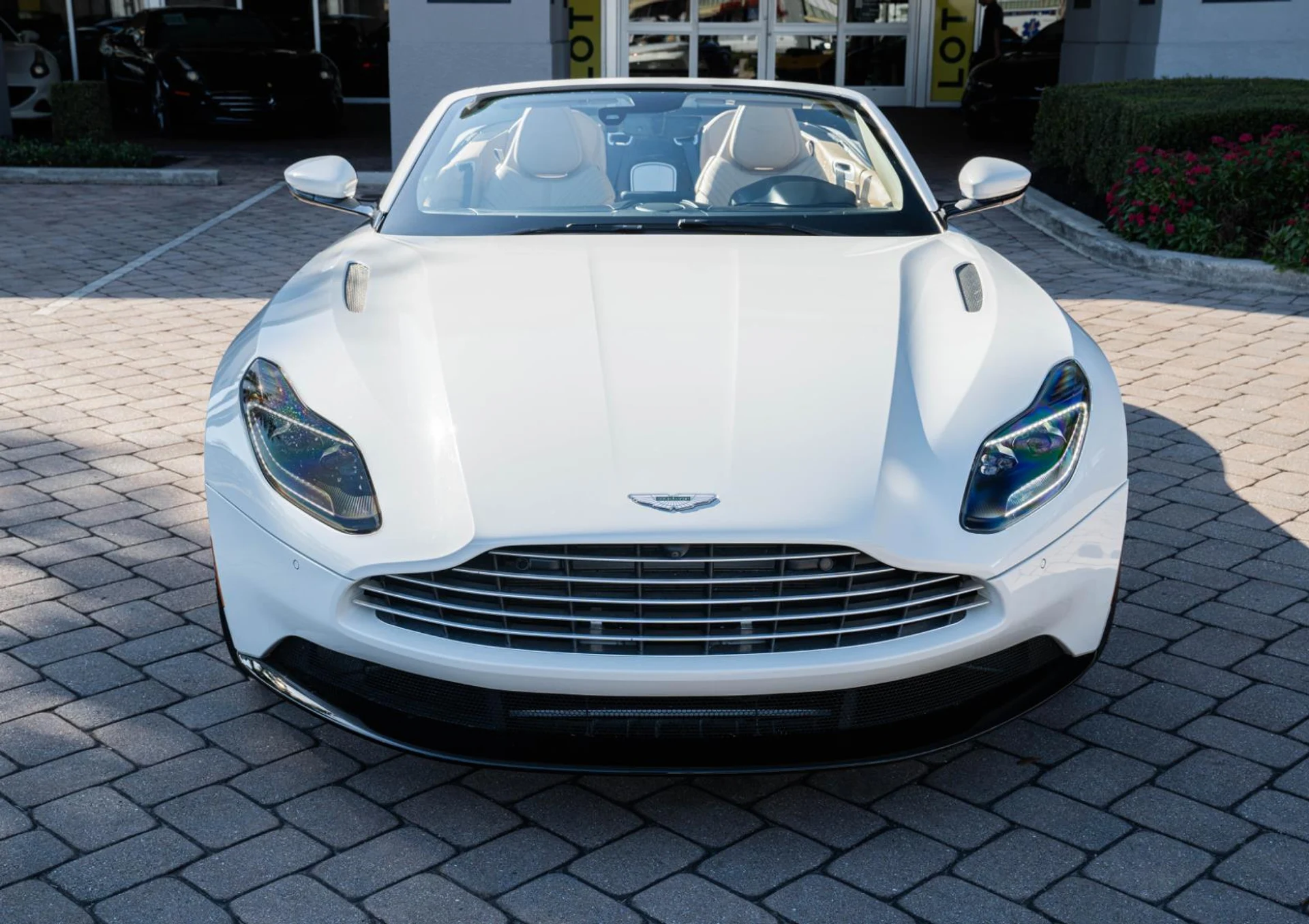 mph009_32683379_Used_2019_Aston_Martin_DB_11_Volante_1769250089_06d0c5c2ed