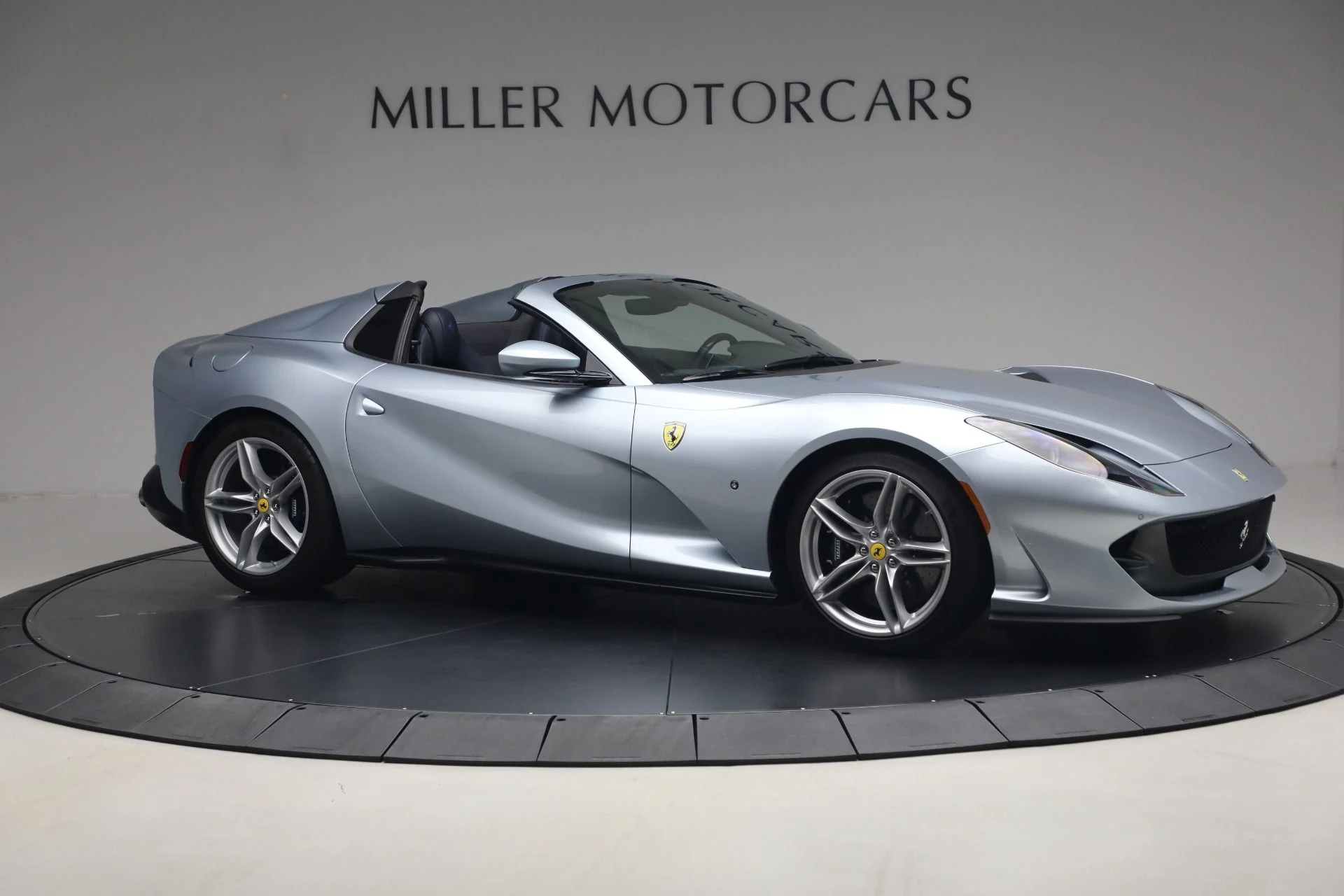 mph009_3290718998_Used_2022_Ferrari_812_GTS_1785788924_9b7d28a522