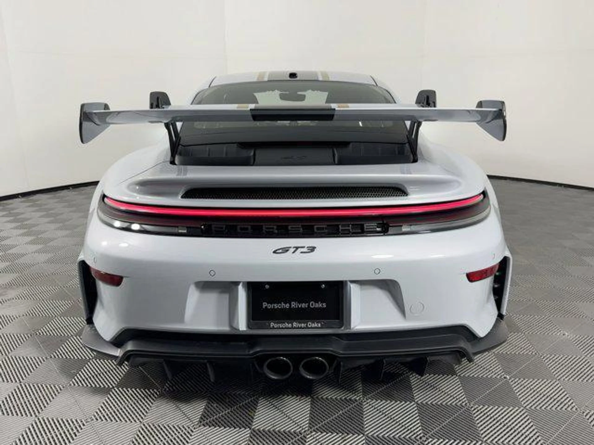 mph009_3293227721_o0_Lb8a8cn_Vlcyxk_M_Xqx_KW_Kvo_485e315814