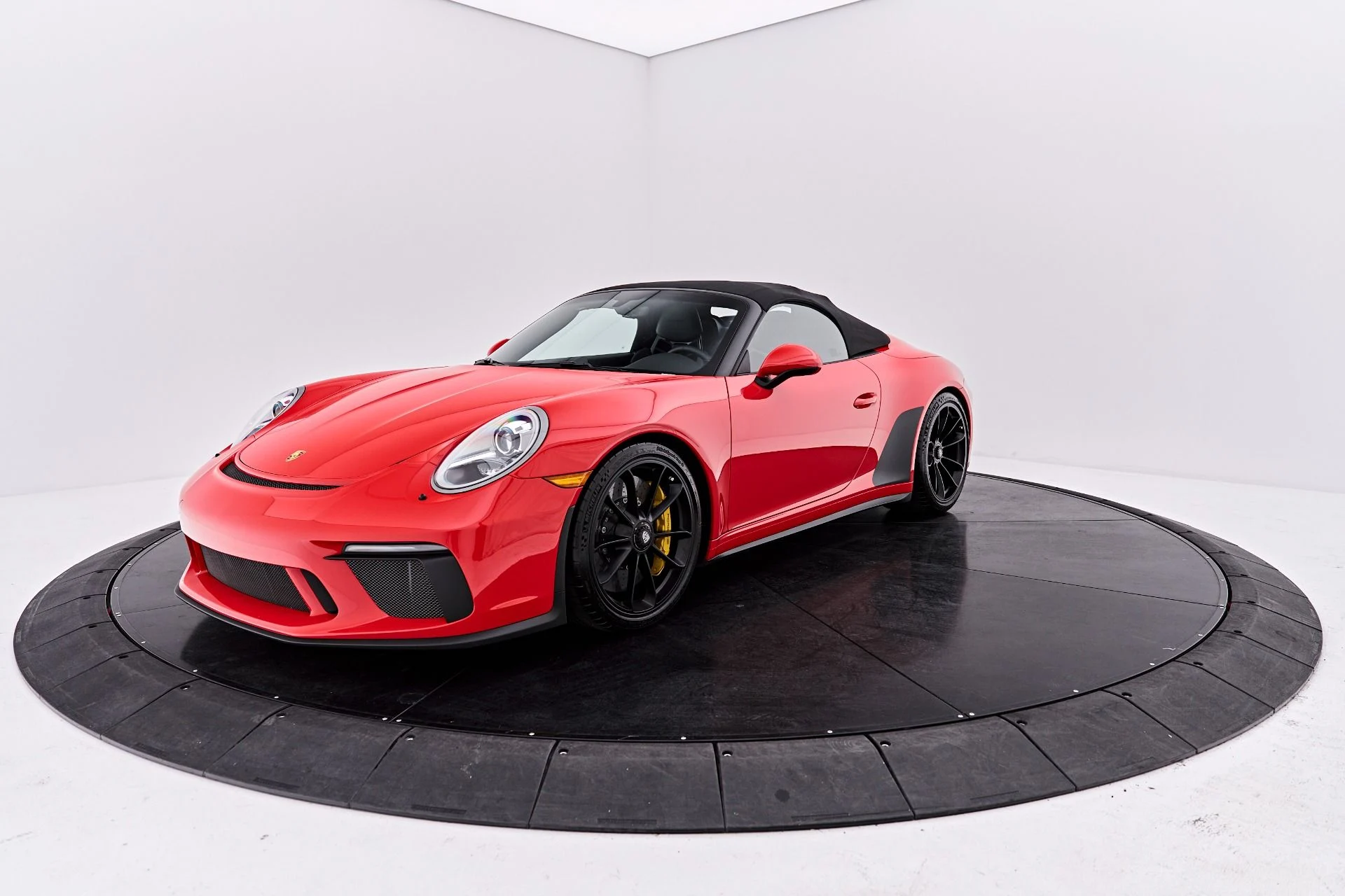 mph009_3298881986_Used_2019_Porsche_911_Speedster_1791997587_90661659e0