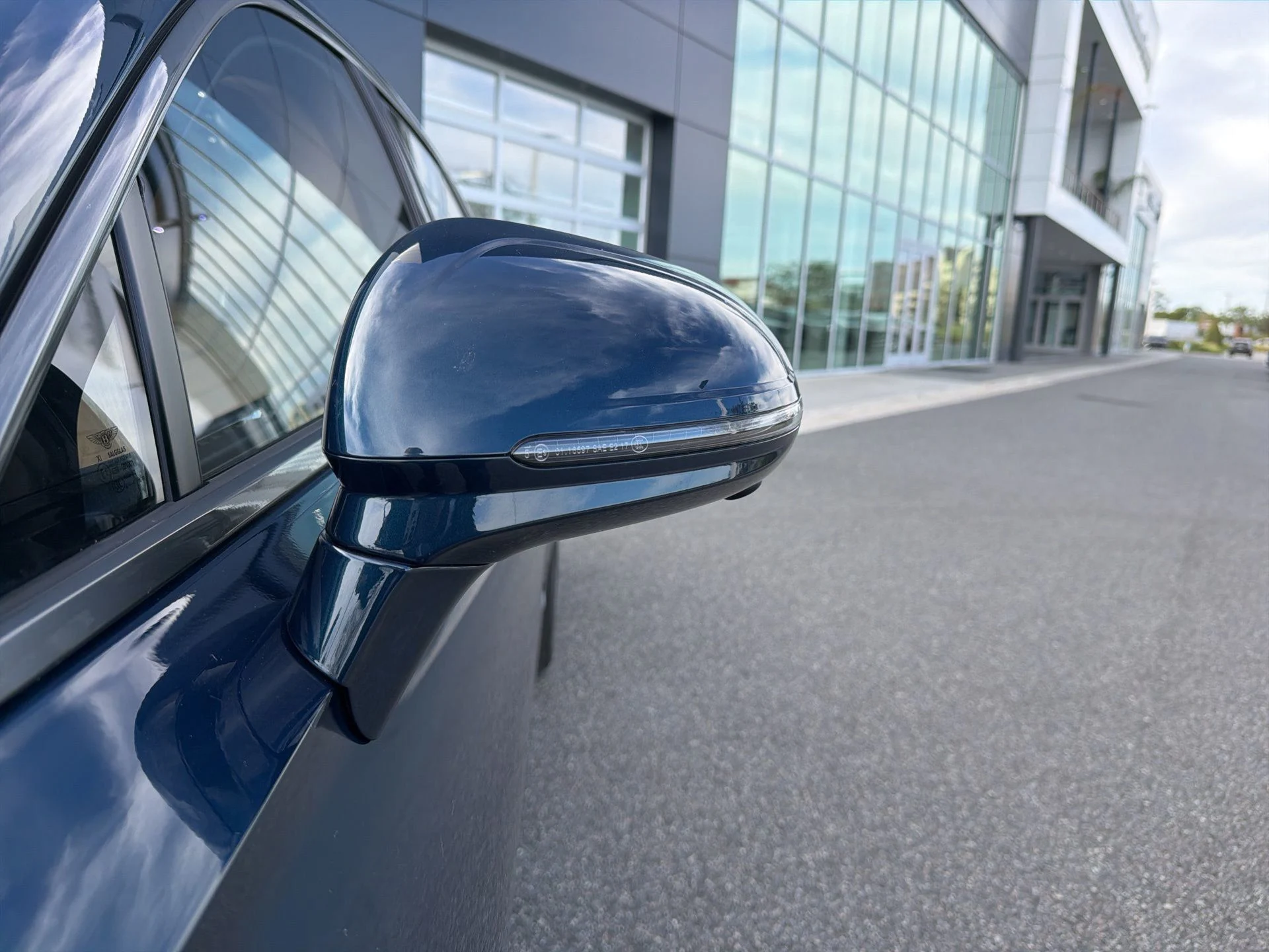 mph009_3319214584_568620f05d864842b6dcf44d5786fe98_fda9198c38