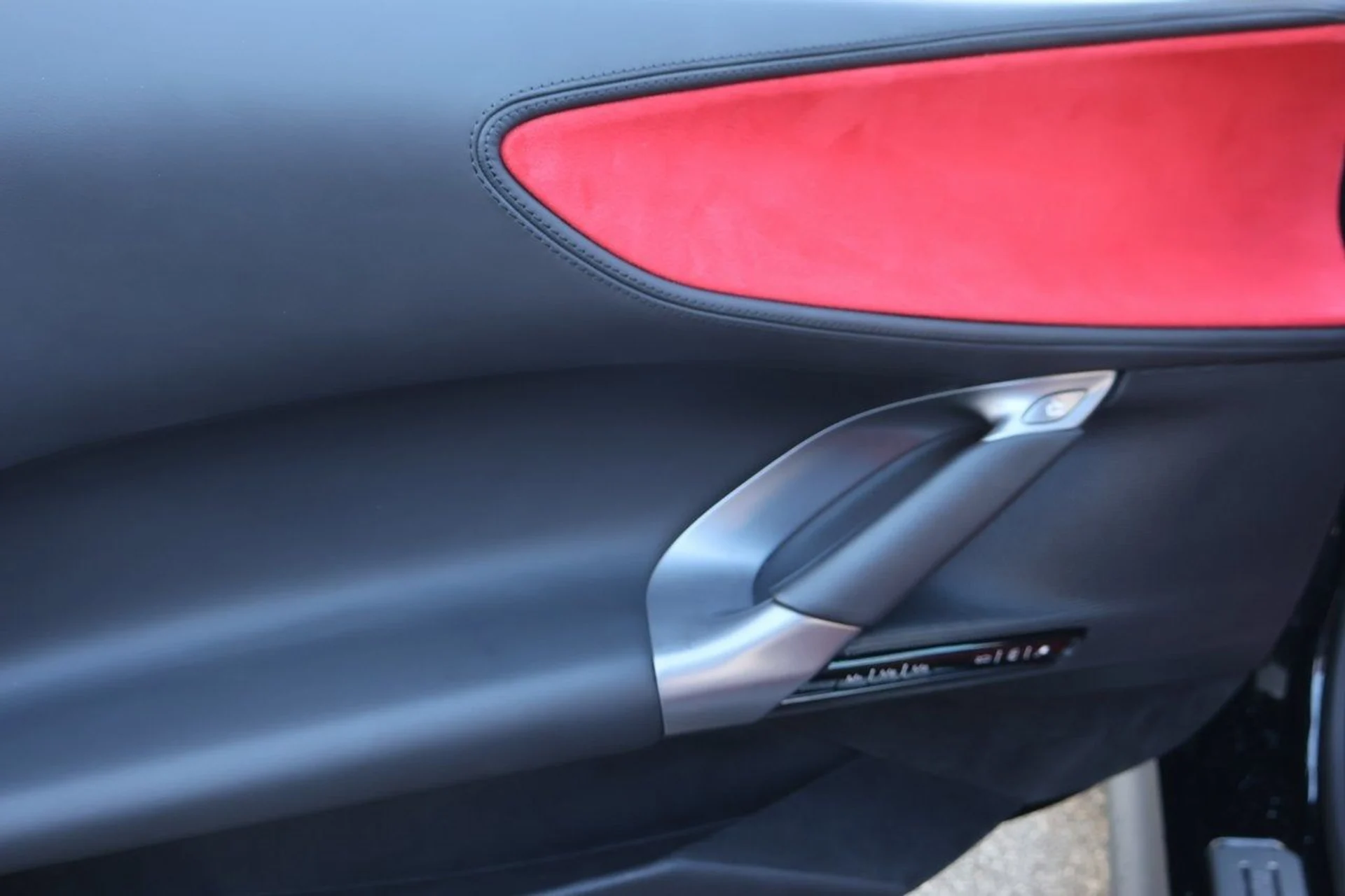 mph009_332389144_10_e5493fb9d8