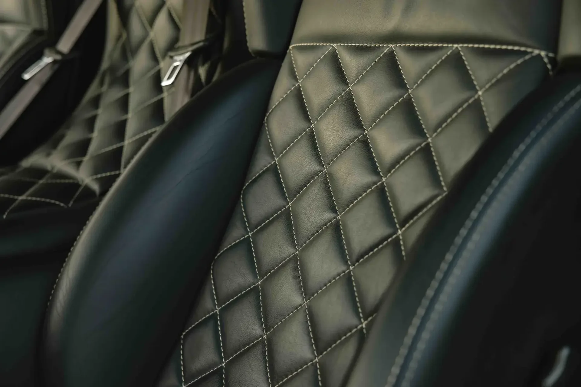 mph009_332640222_6941da4b44b7ae7d74168c76_gallery_image_9_1765923396406_a653b1f301