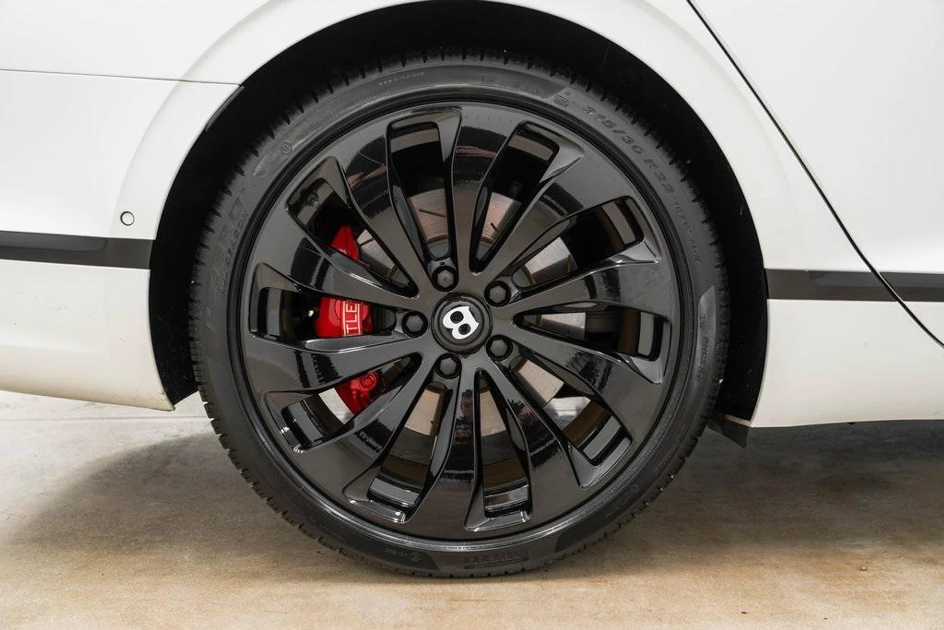 mph009_3329731300_r5ow_Ji_L_Hyx_Q_Vusyc_L_Cl_UWH_Bf_P2_I_090e9ae6b4