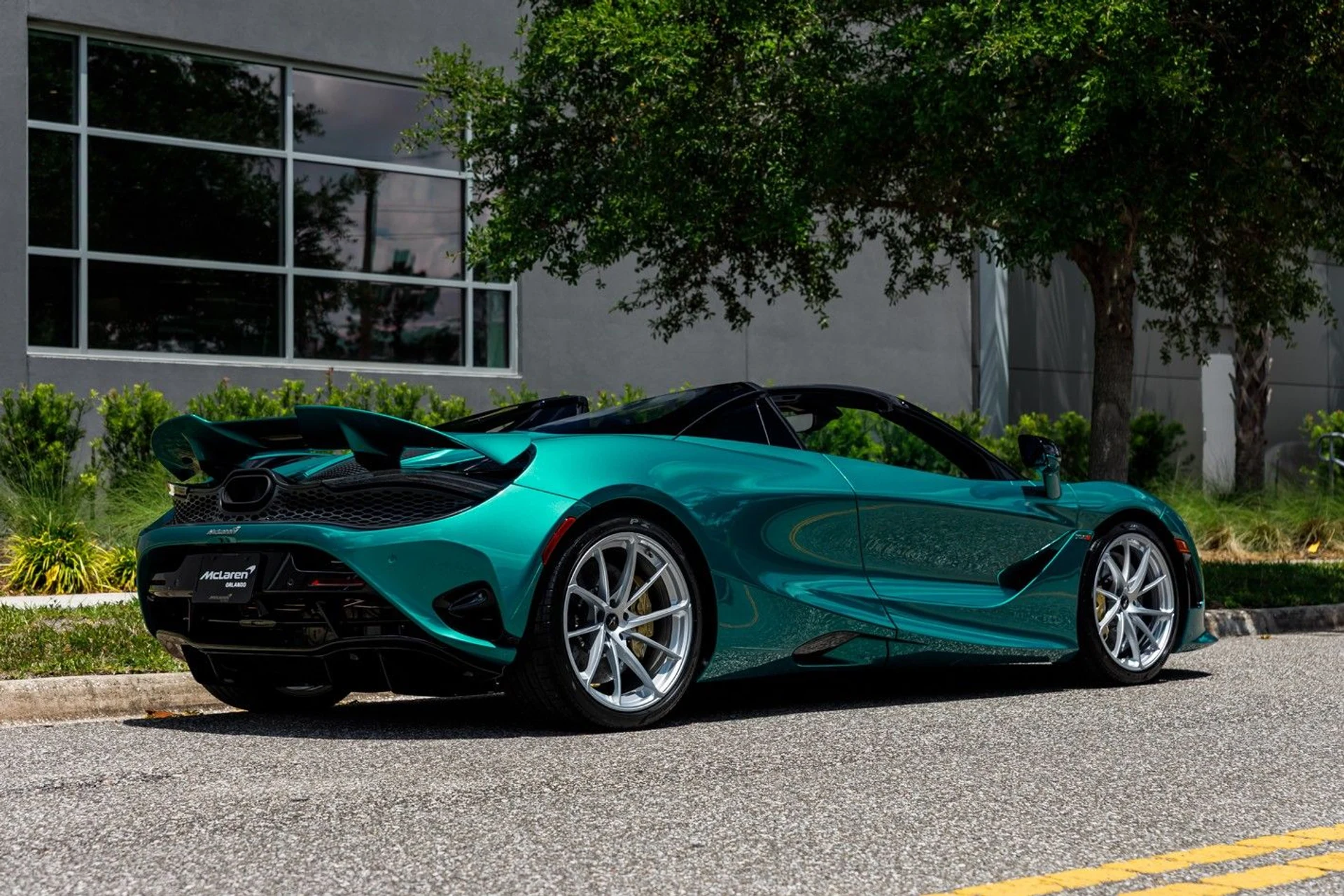 mph009_3330280316_678_p10_l_8b211fd62c