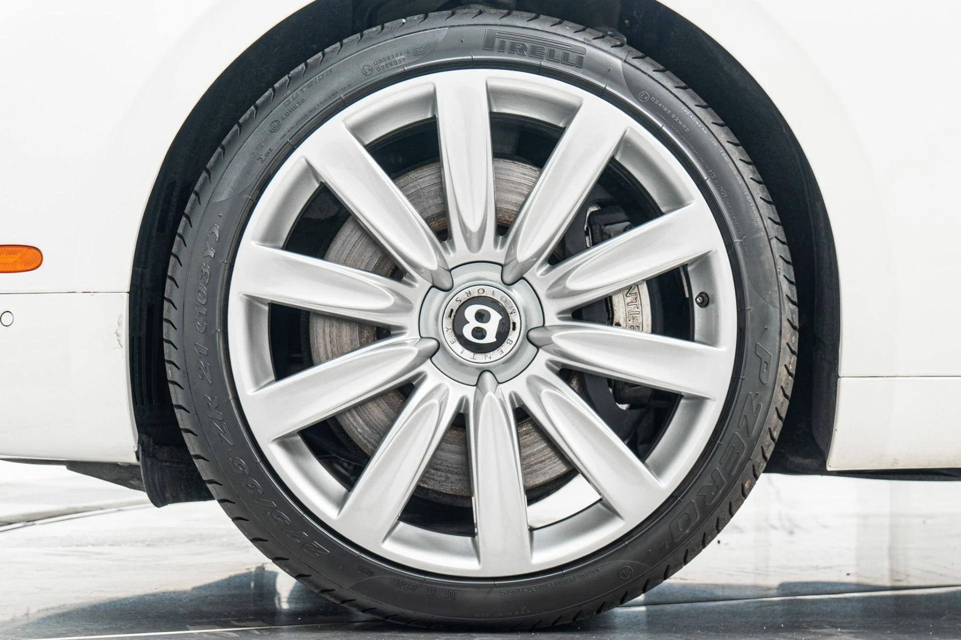 mph009_3331361510_Used_2017_Bentley_Flying_Spur_W12_1784311840_39bd0b892e