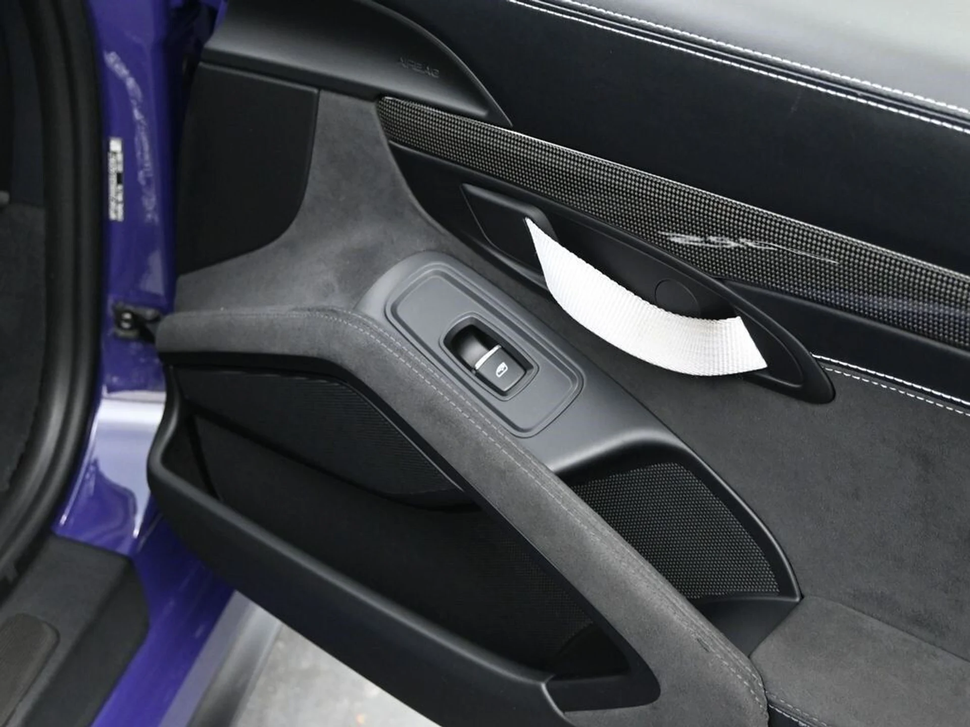 mph009_3339408663_ff861f798a6707fc3a94342f287a6295x_ec756cbe68