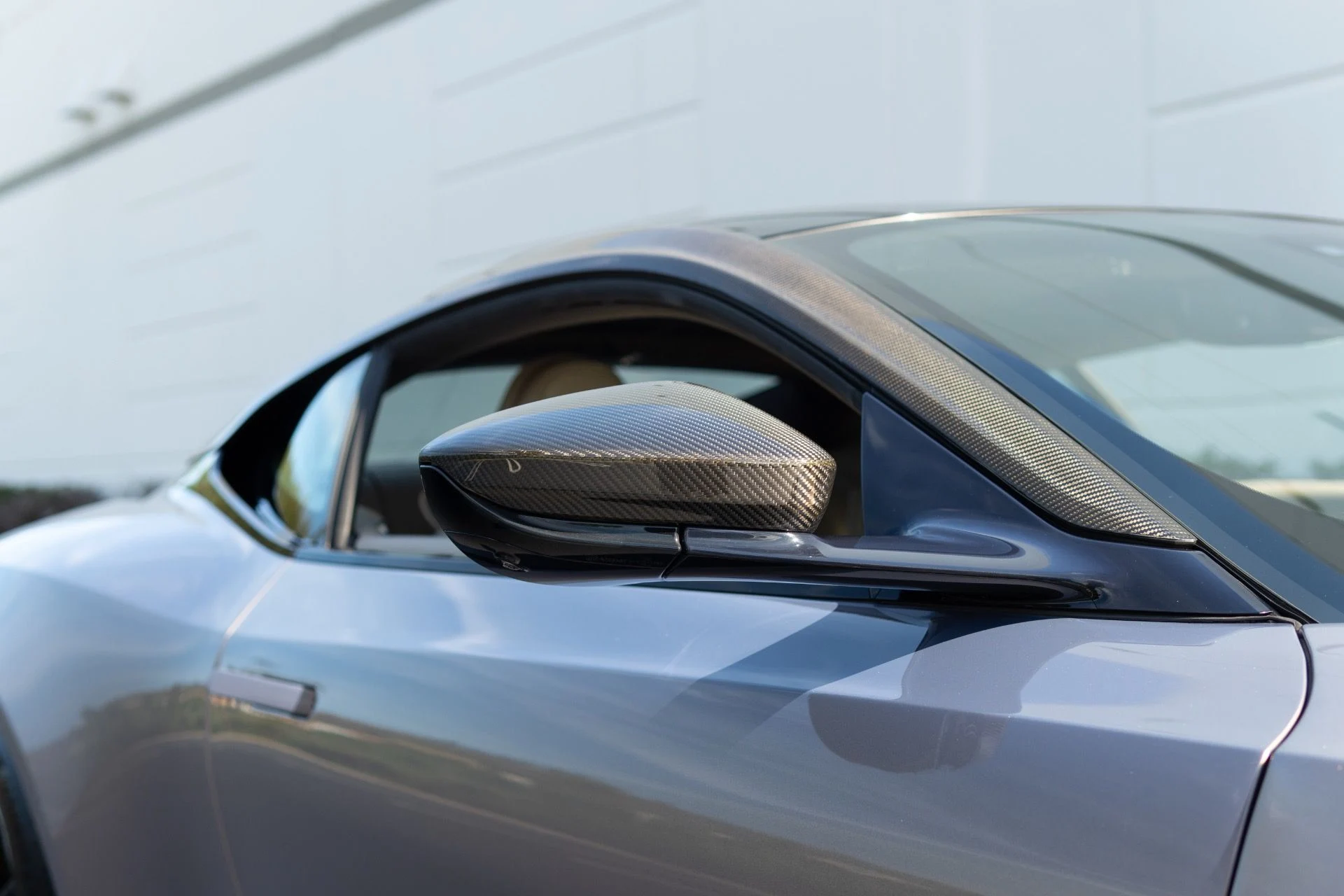 mph009_333988118_Used_2023_Aston_Martin_DB_11_V8_1765580220_637a101233