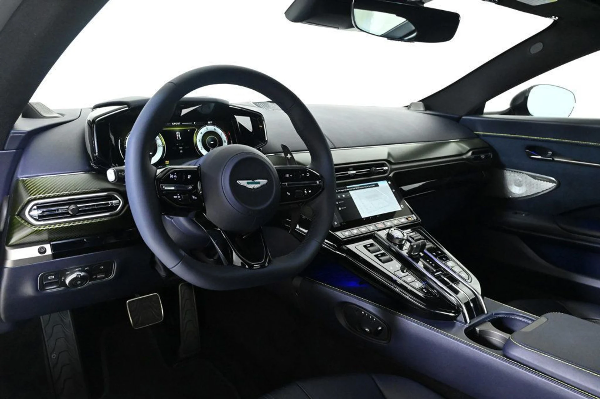 mph009_3341199373_new_2026_aston_martin_vantage_coupe_11350_22897460_9_1024_6925455715