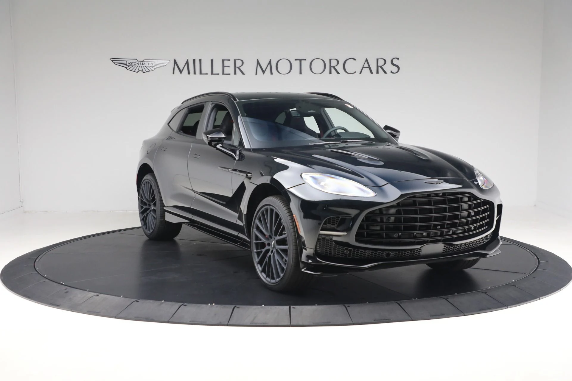 mph009_3343980489_New_2025_Aston_Martin_DBX_707_eb45b47884