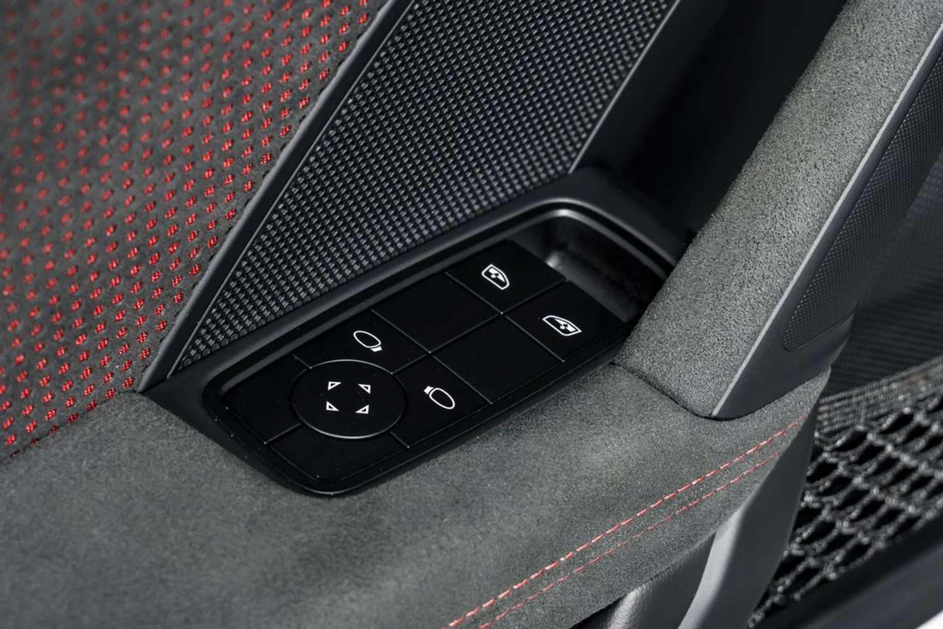 mph009_3348946255_14e8613d6221df96ee15111782786f9dx_621588bdf0