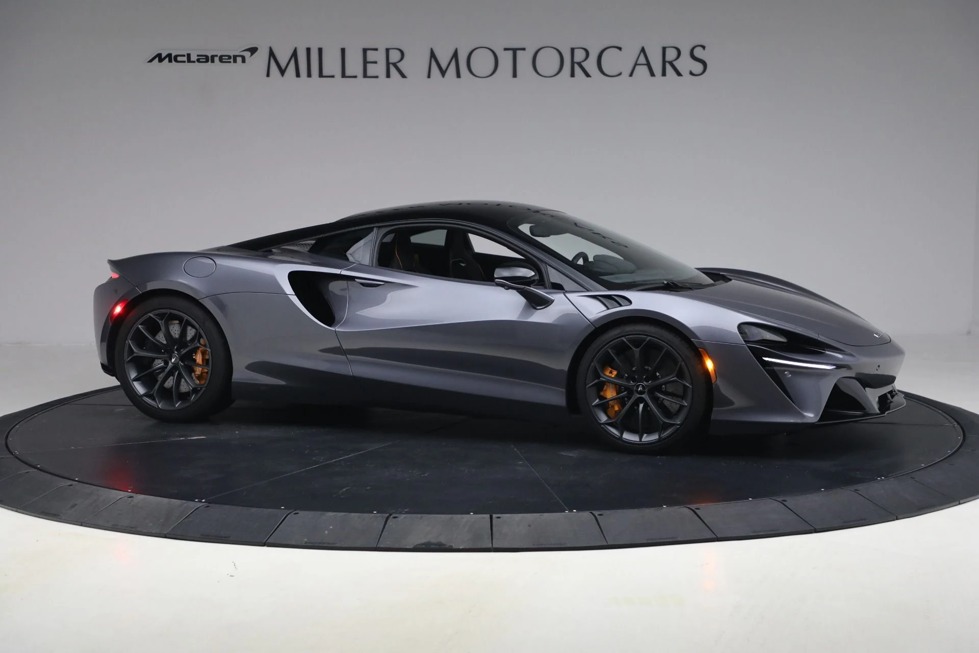 mph009_3350440901_Used_2024_Mc_Laren_Artura_Performance_2a8b7fd19b