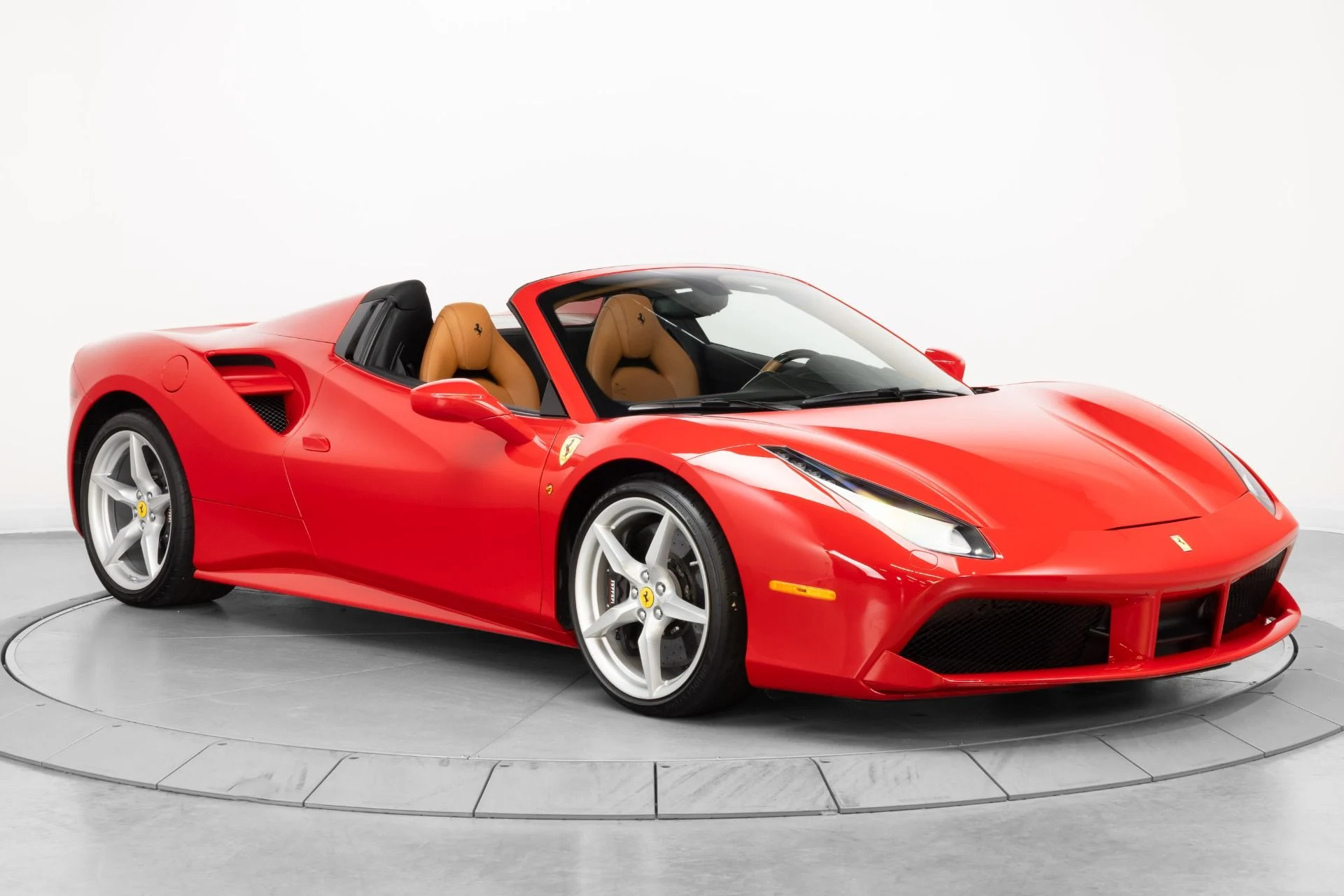 mph009_3360814586_Used_2019_Ferrari_488_Spider_1787231080_fa2a5b1234