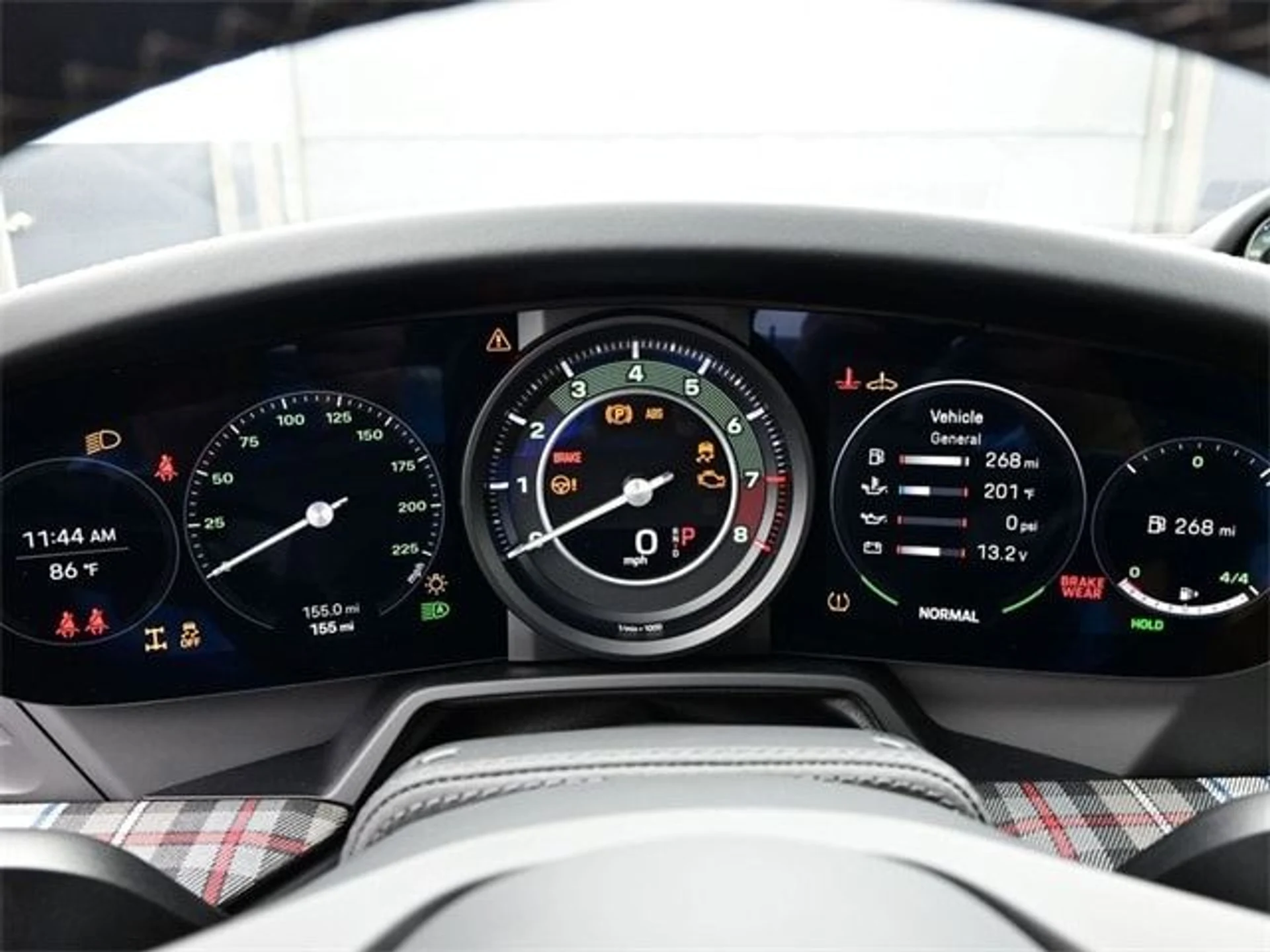 mph009_3369177995_77696917e6532aaa60996dbf8d21945dx_f0545b6e65