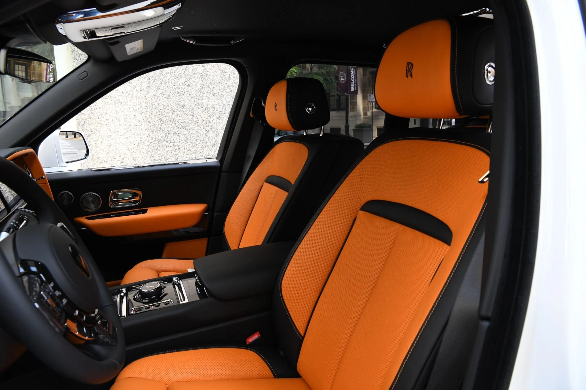 mph009_3370286888_11925_p11_l_b7ee534b31