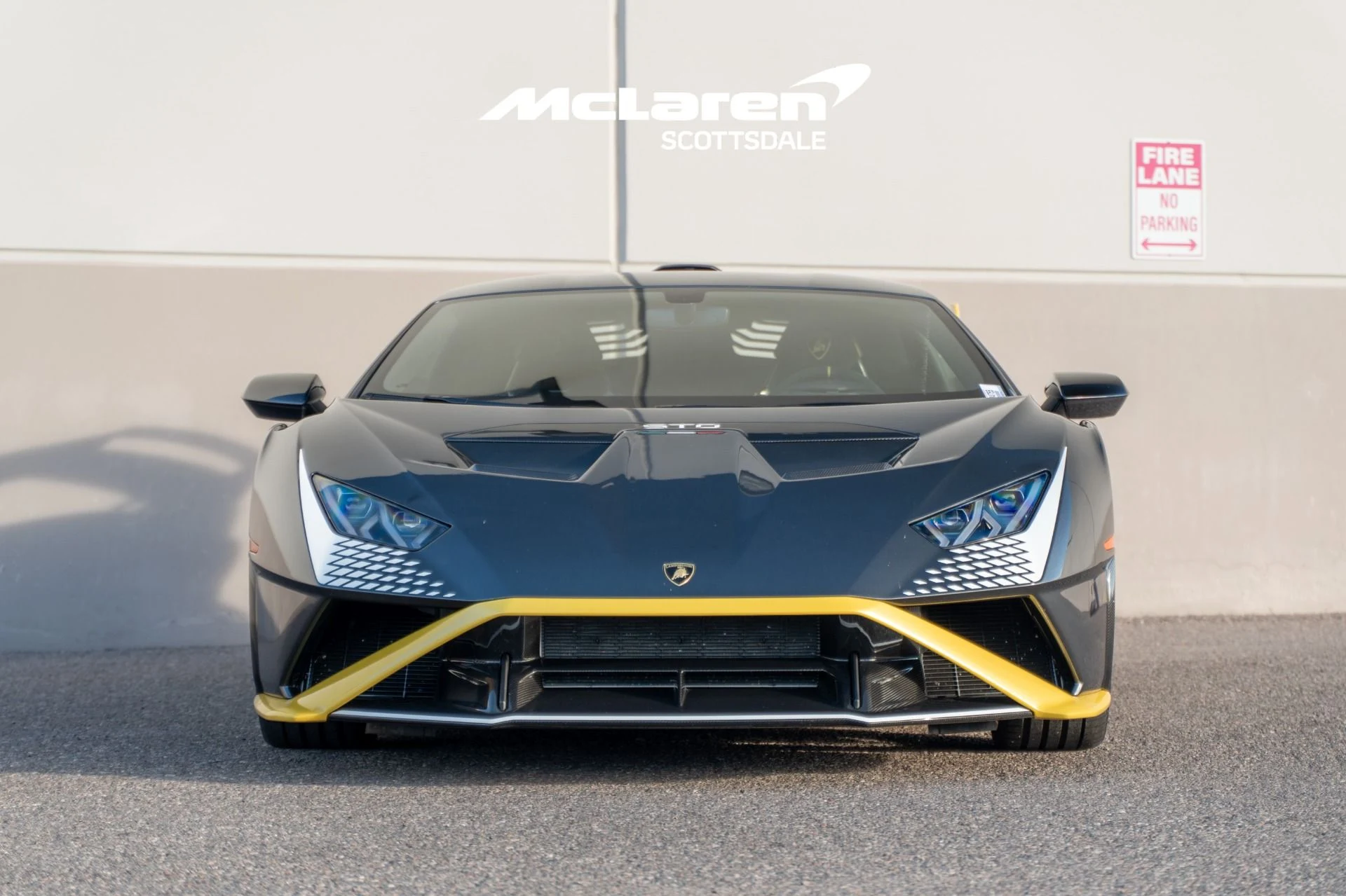 mph009_3372944929_Used_2022_LAMBORGHINI_HURACAN_STO_STO_1768681389_4afd027f5c