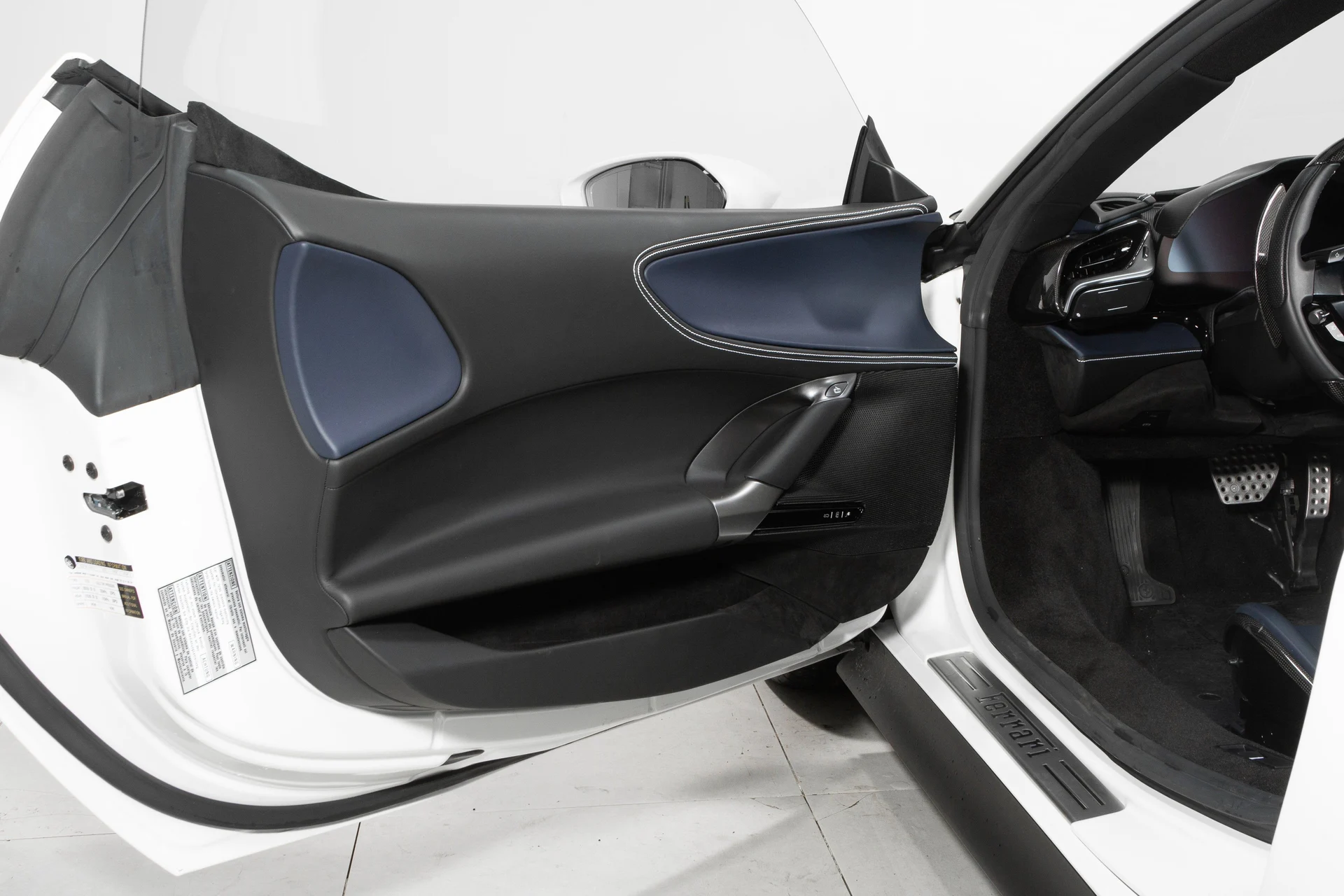 mph009_3373875805_79721fbd5bfb470495376ea5da7fb2e1_6526365097