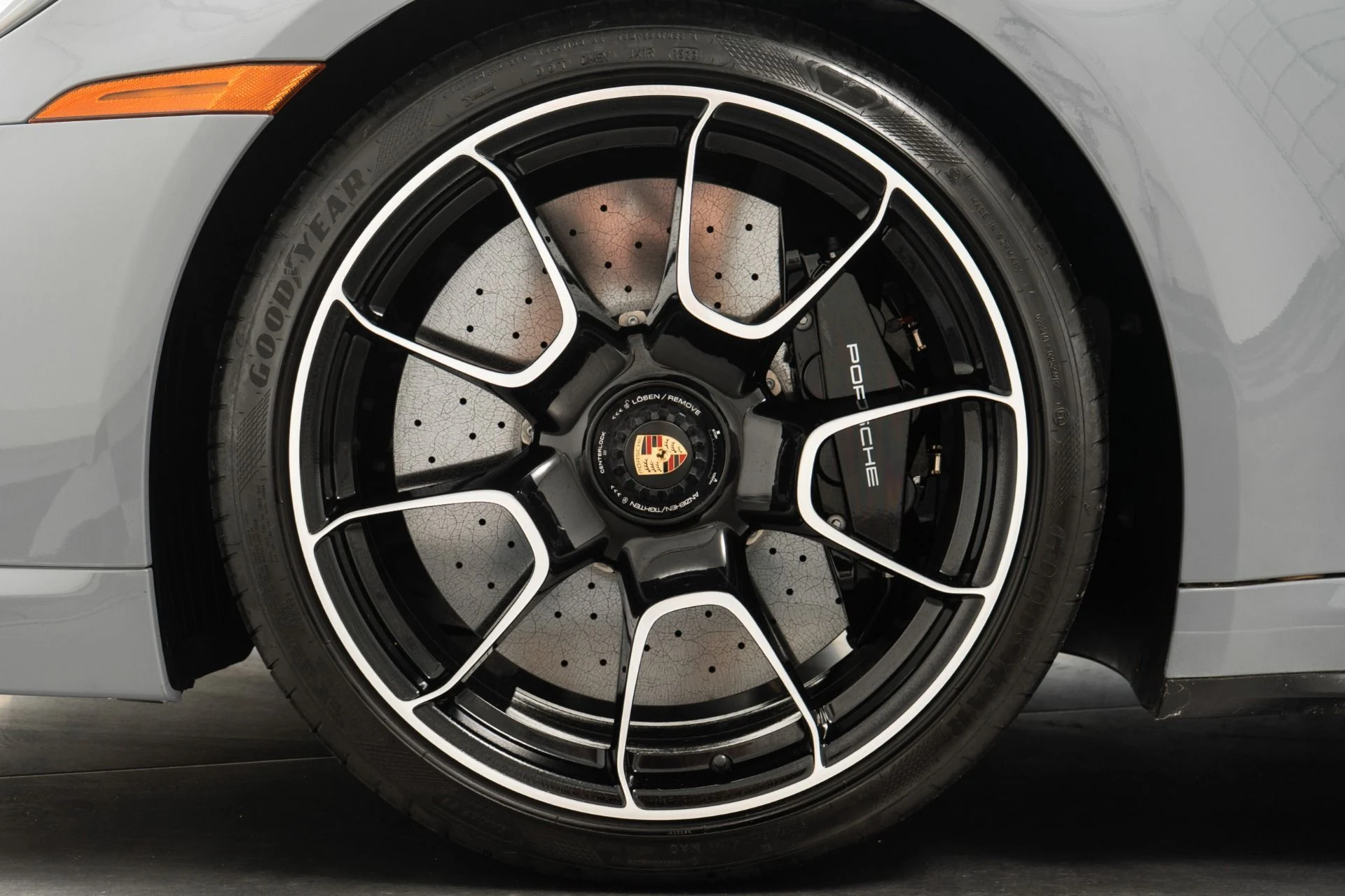 mph009_3376879926_Used_2023_Porsche_911_Turbo_S_Sport_Exhaust_Burmester_High_End_Audio_1765984738_38763e4be4