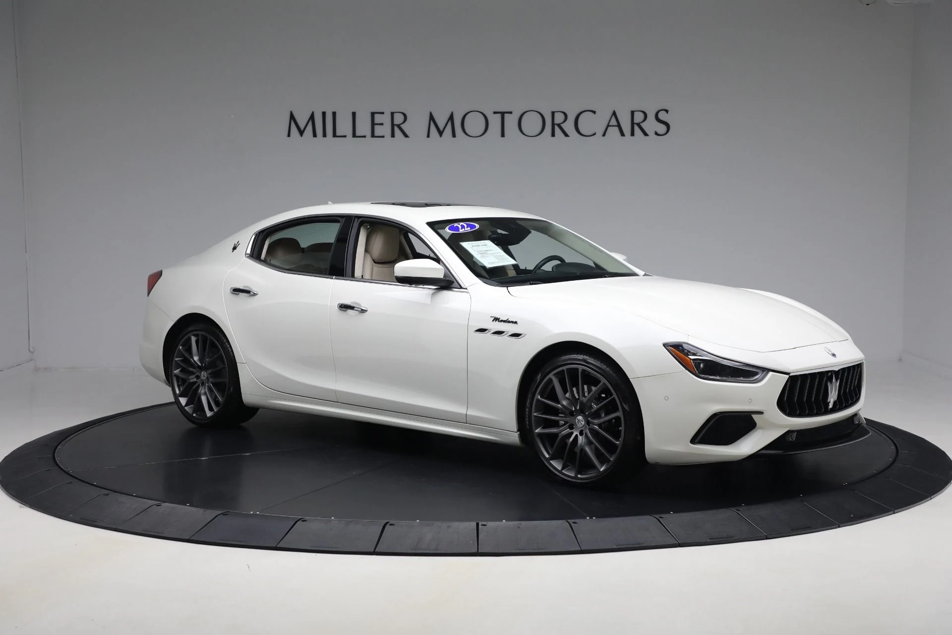 mph009_3376941862_Used_2022_Maserati_Ghibli_Modena_Q4_d4f7bb5e2c