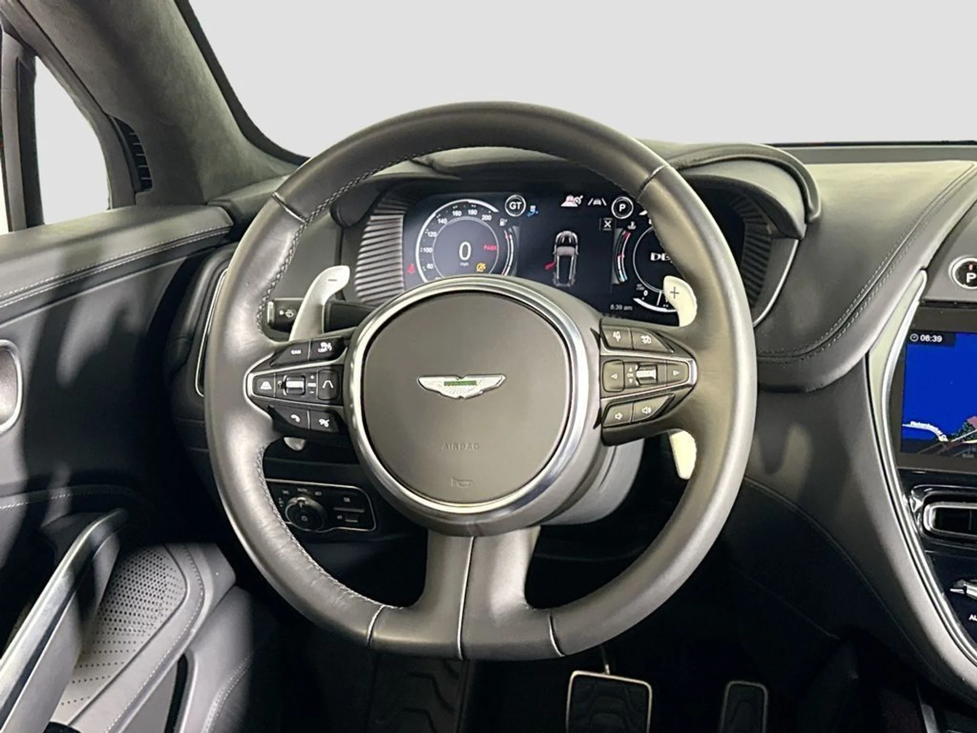 mph009_3379309616_used_2024_aston_martin_dbx_550_11350_23055053_10_1024_af98f68dac
