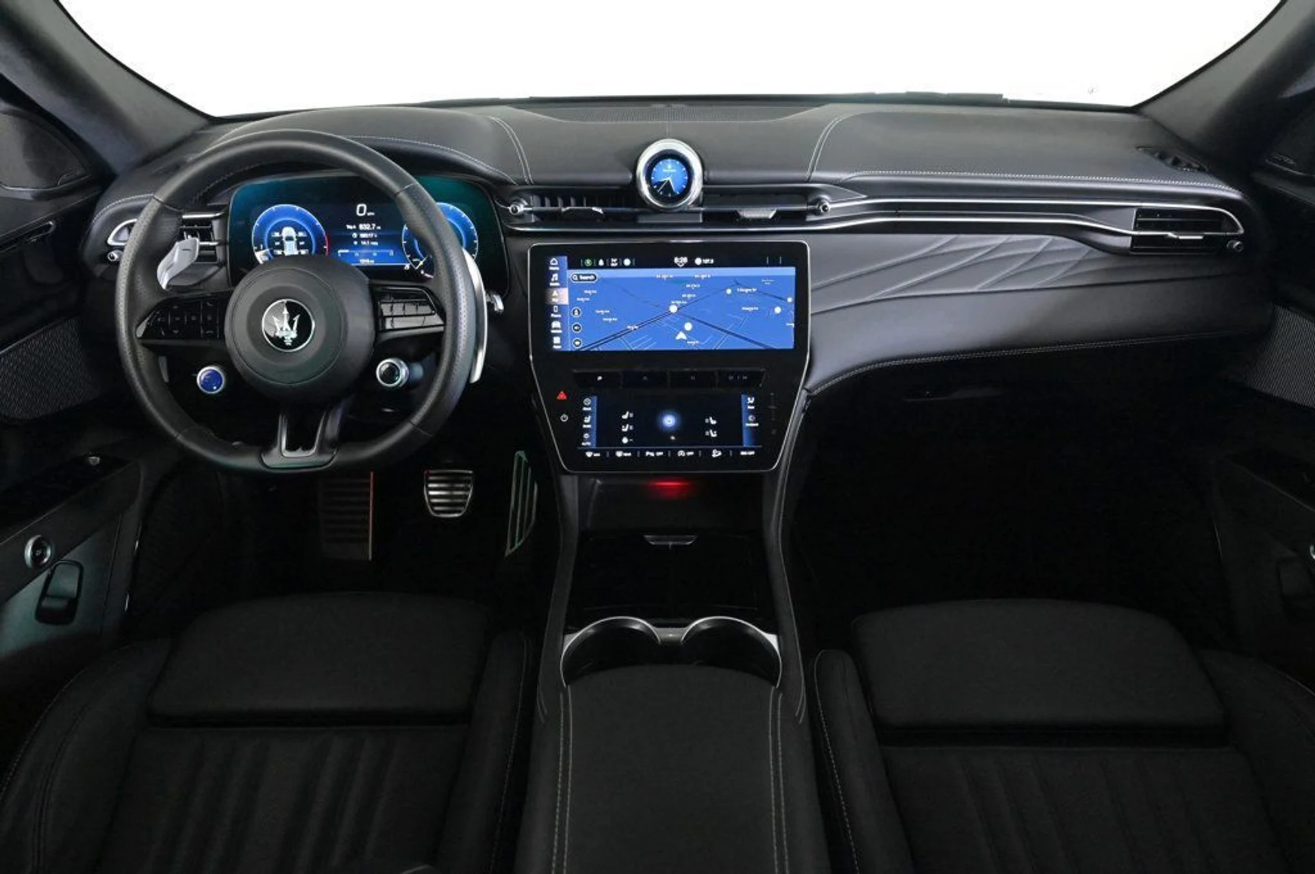 mph009_3383581533_used_2025_maserati_grecale_modena_11350_22967716_9_1024_e484ba83b4