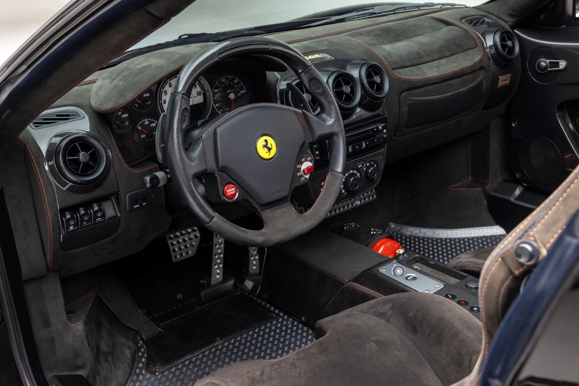 mph009_3384135642_13488_p10_l_e81e2d70ad