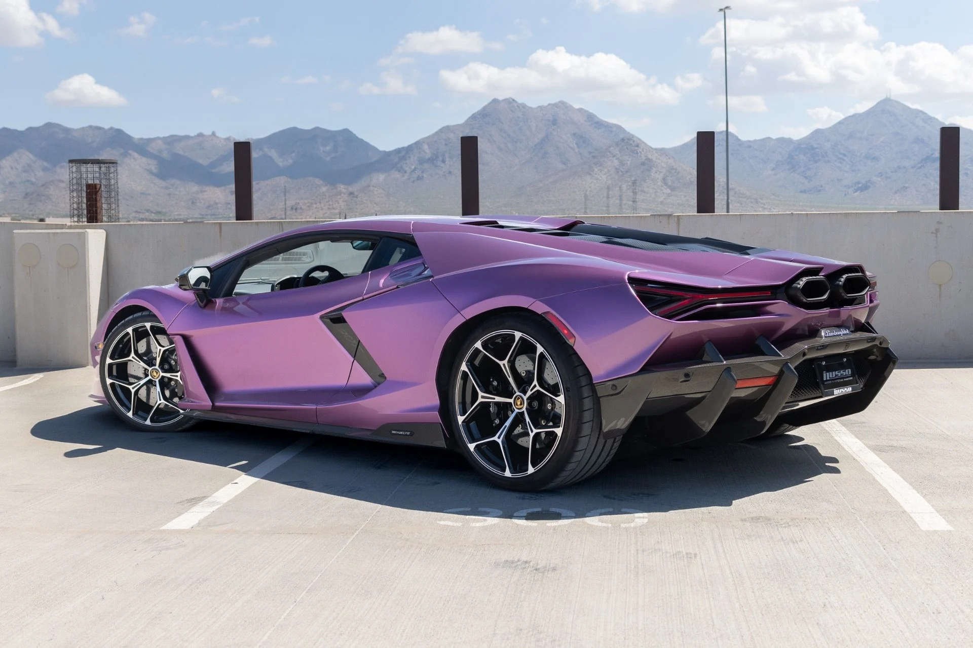 mph009_3389259431_Used_2026_Lamborghini_Revuelto_1788470491_f912351a50