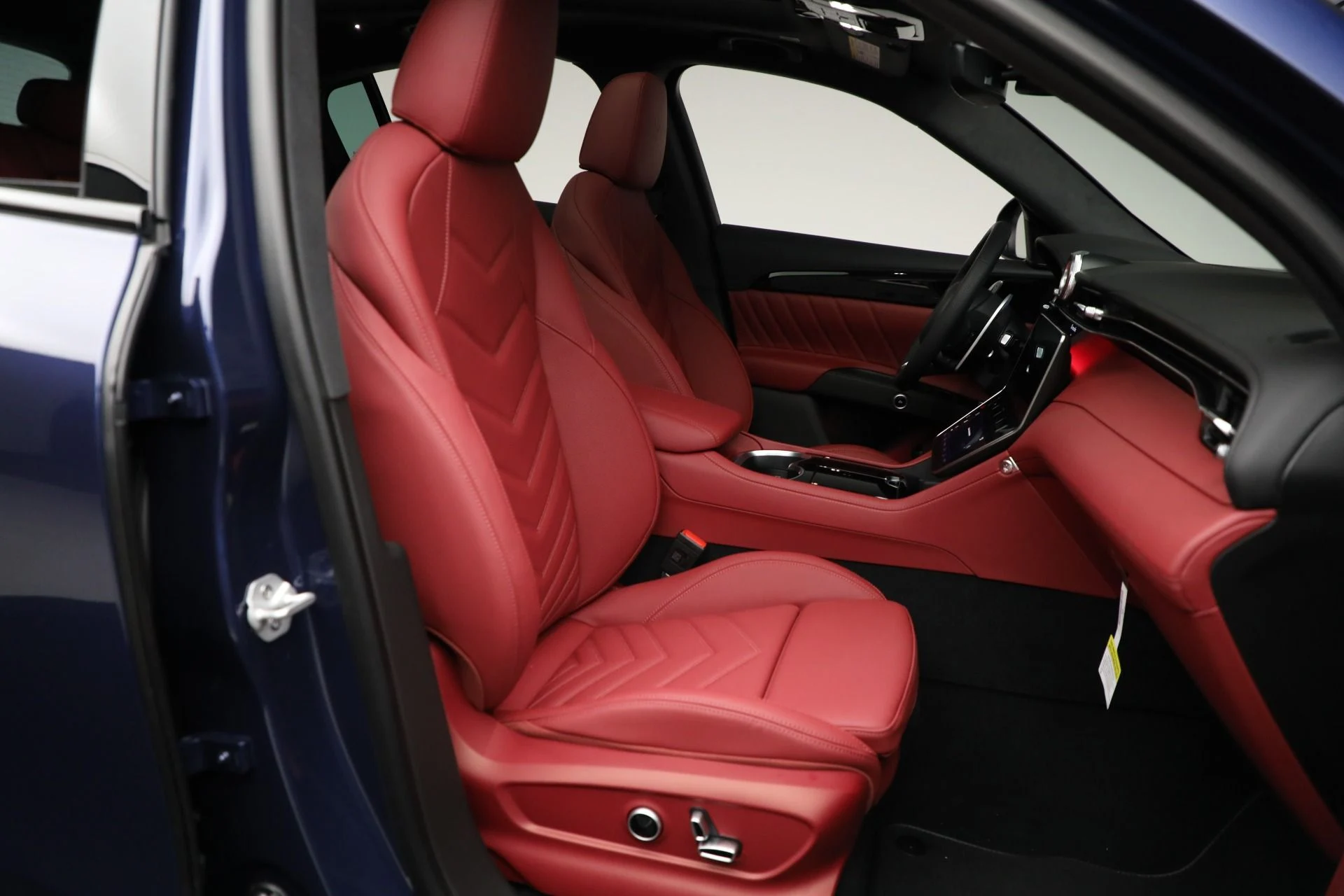 mph009_3408203713_New_2025_Maserati_Grecale_Modena_3b9b152fbc