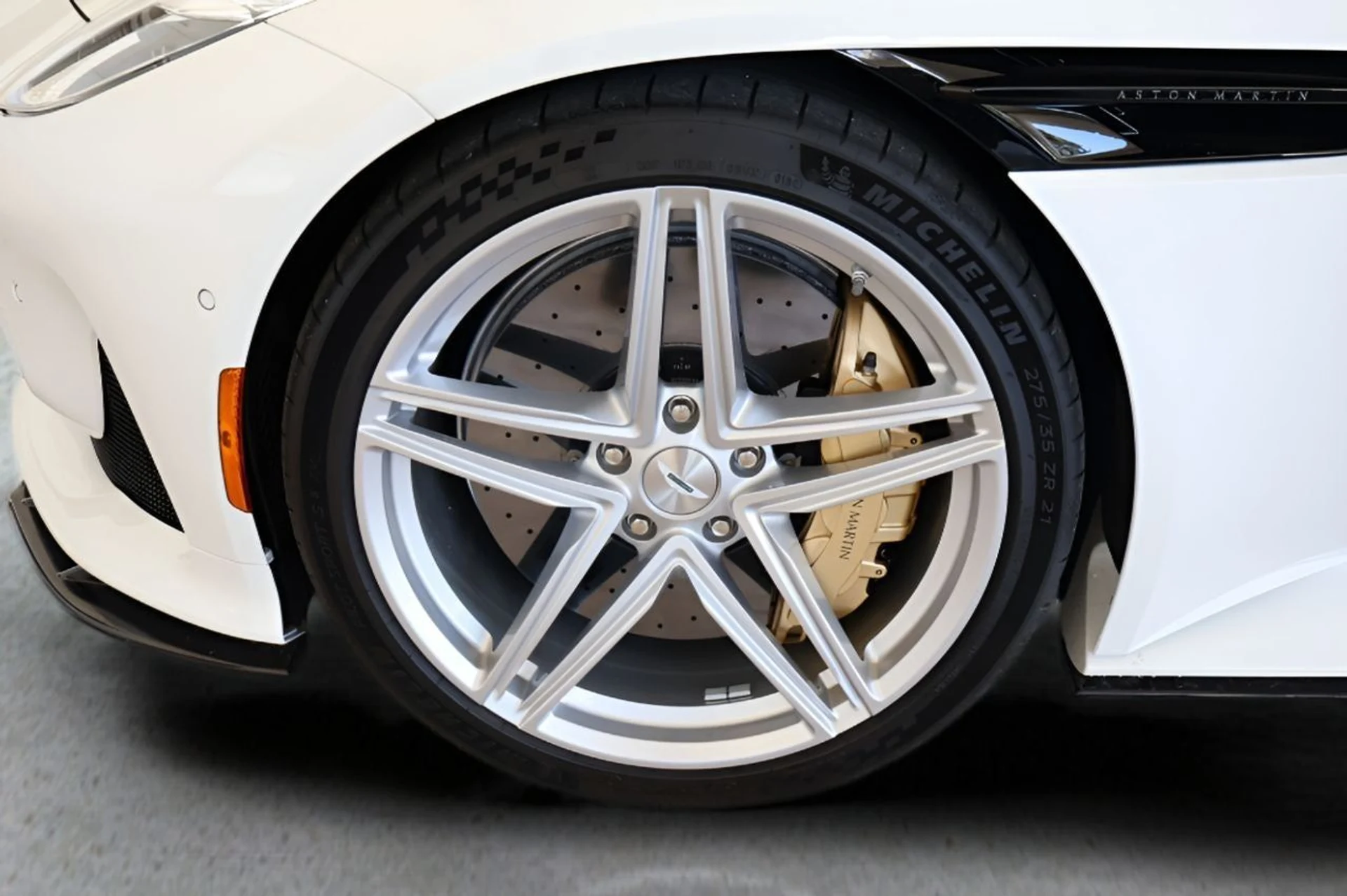 mph009_341187447_10_5437427617