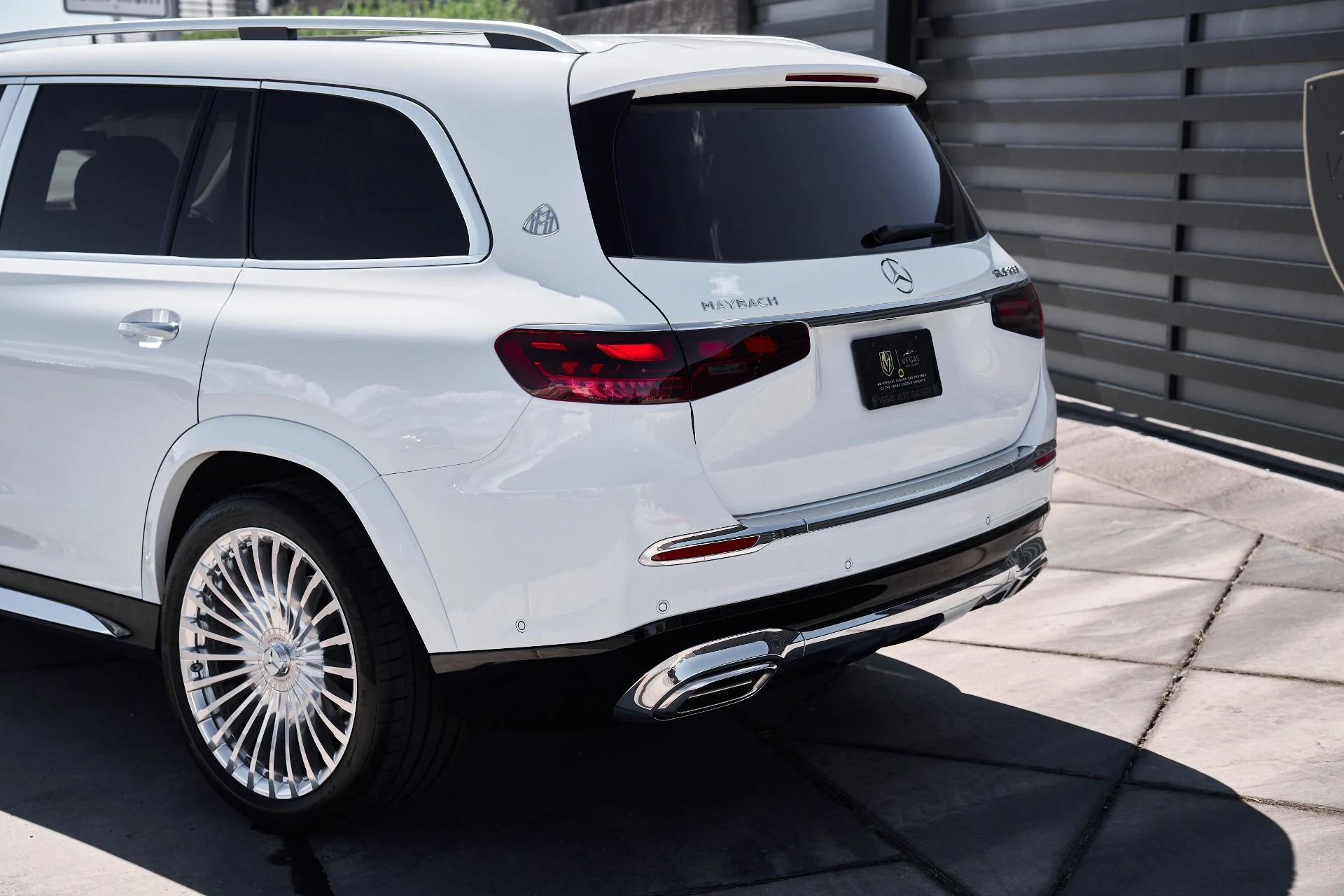 mph009_3417354094_Used_2025_Mercedes_Benz_GLS_Maybach_GLS_600_1759509774_491dd2d45e