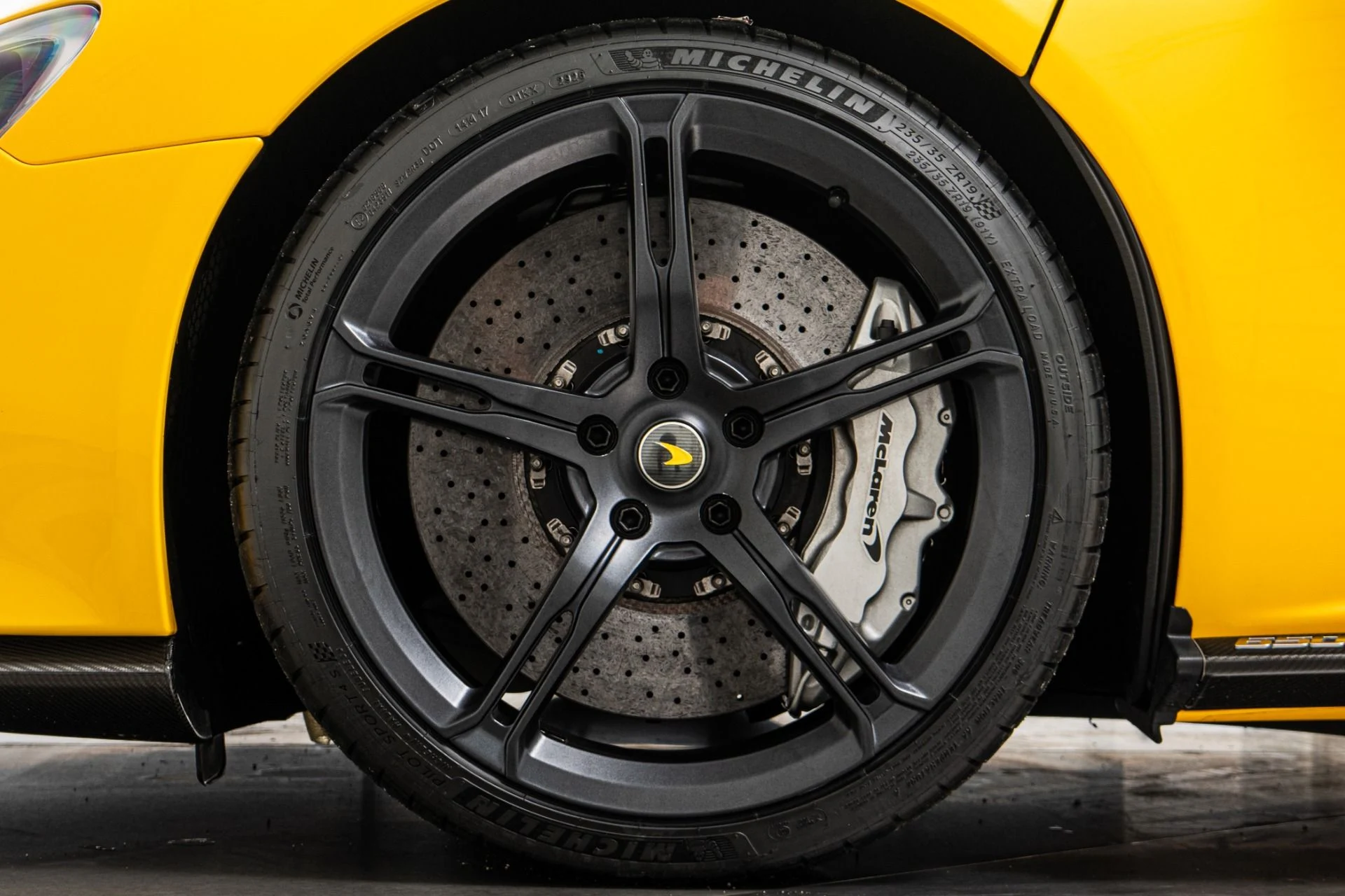 mph009_3429216362_Used_2015_Mc_Laren_650_S_Spyder_1790194530_c20f9e8380