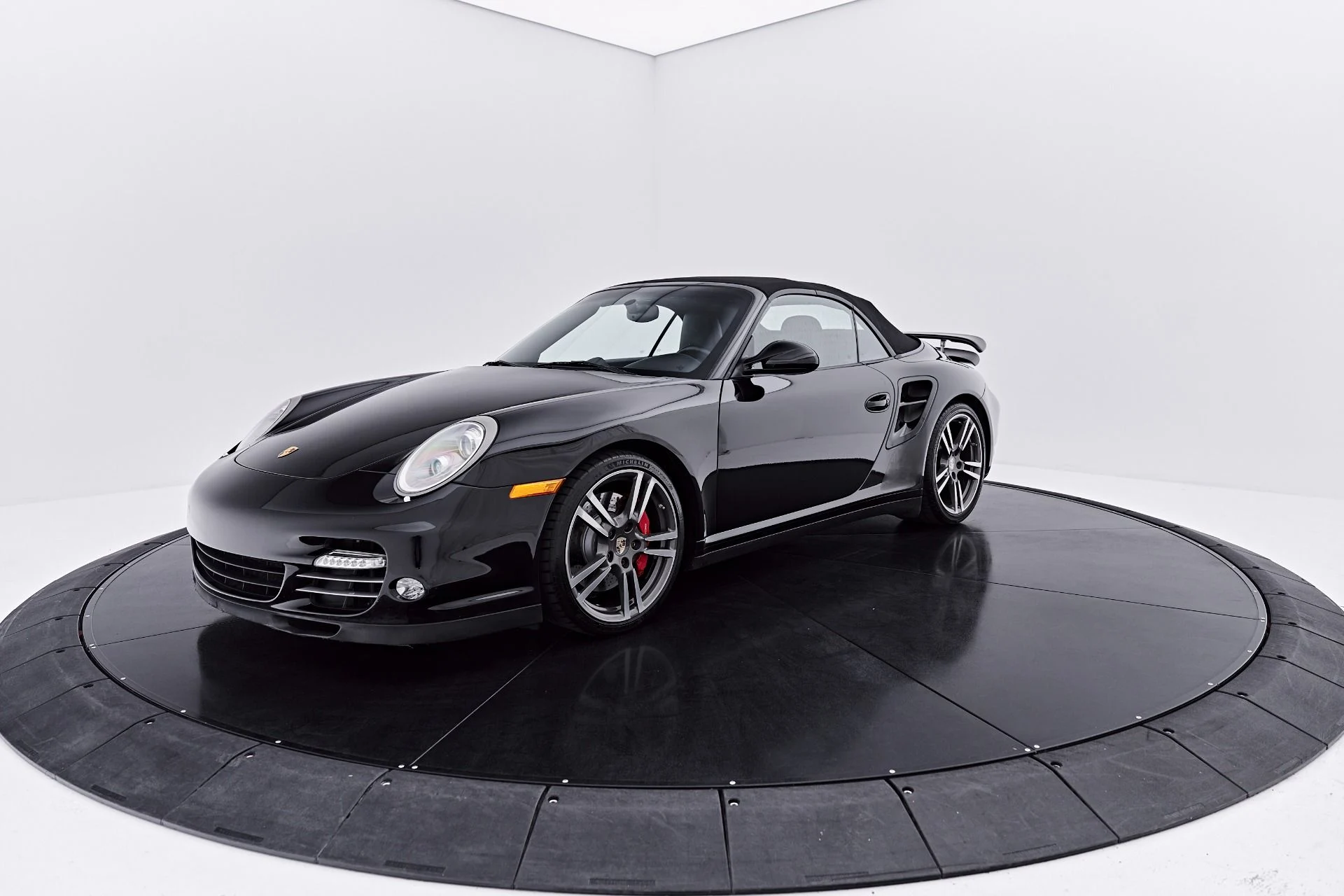mph009_3435536568_Used_2010_Porsche_911_Turbo_1785431106_fcc53341b0