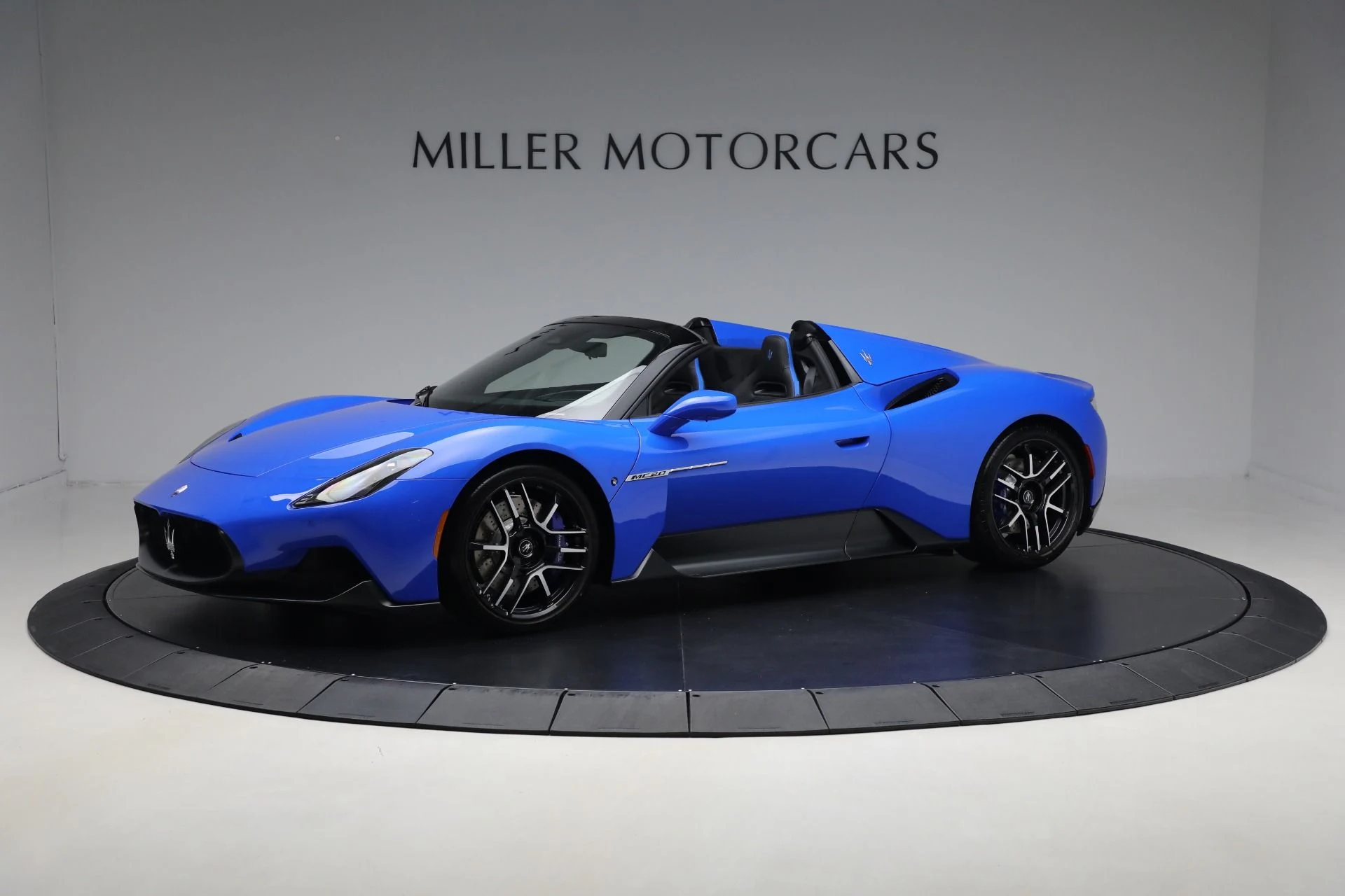 mph009_3440957922_New_2024_Maserati_MC_20_Cielo_94030872b2