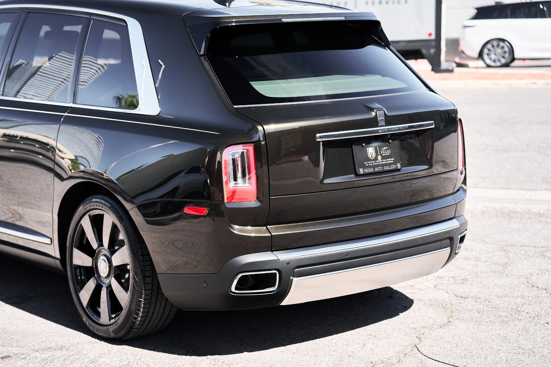 mph009_3441291744_Used_2023_Rolls_Royce_Cullinan_Base_1759189294_42388805ac