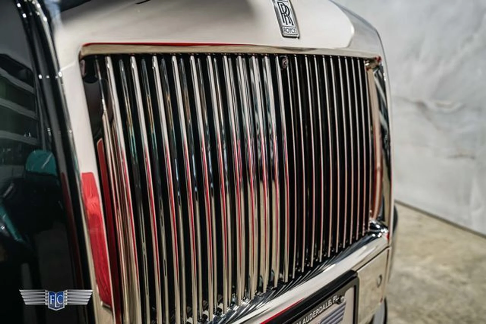 mph009_344180912_used_2020_rolls_royce_phantom_extendedwheelbasesedan_9689_23087575_14_640_4586a4687c